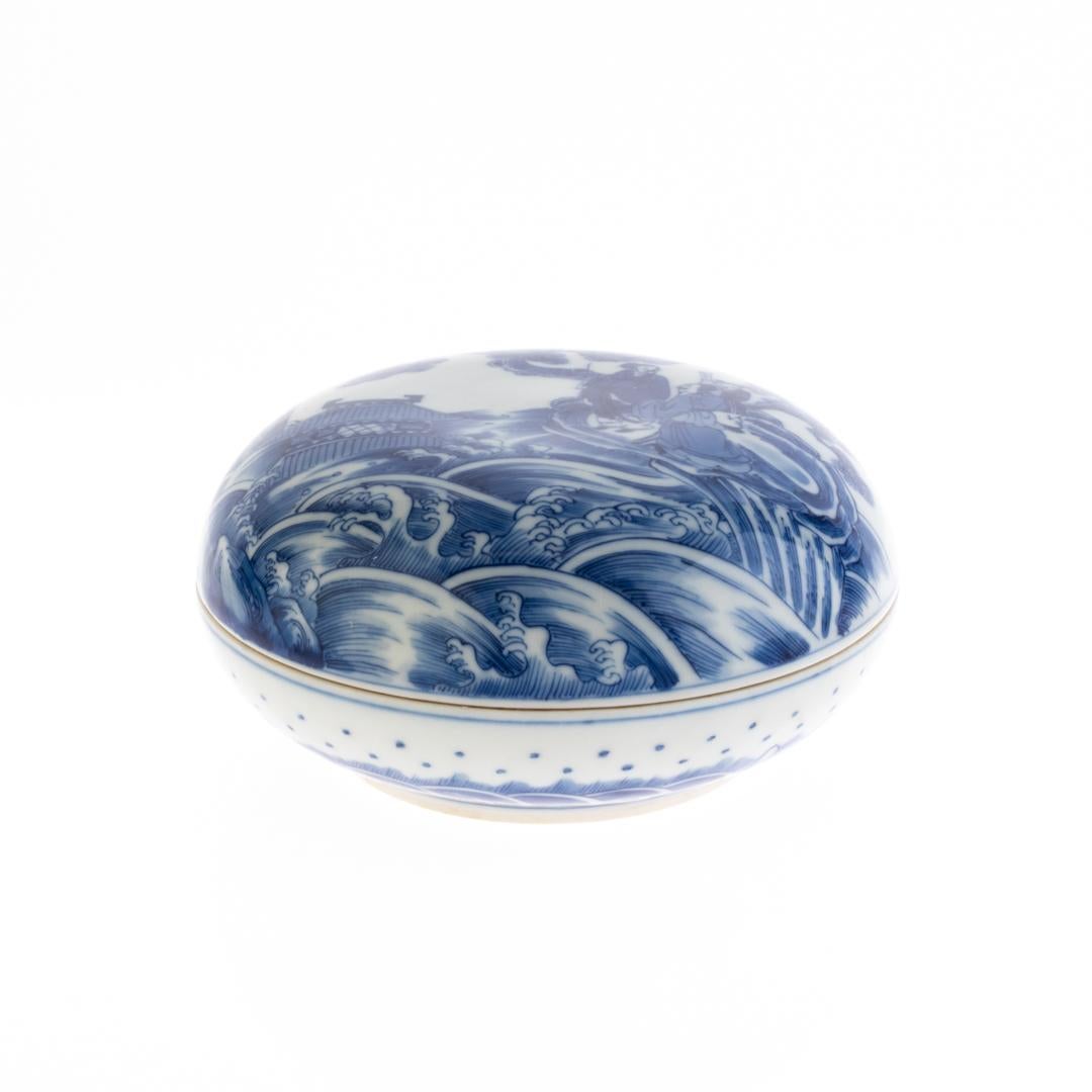 Hand-Painted Large Chinese Kangxi Blue & White Fine Porcelain Lidded Box 18th Century For Sale