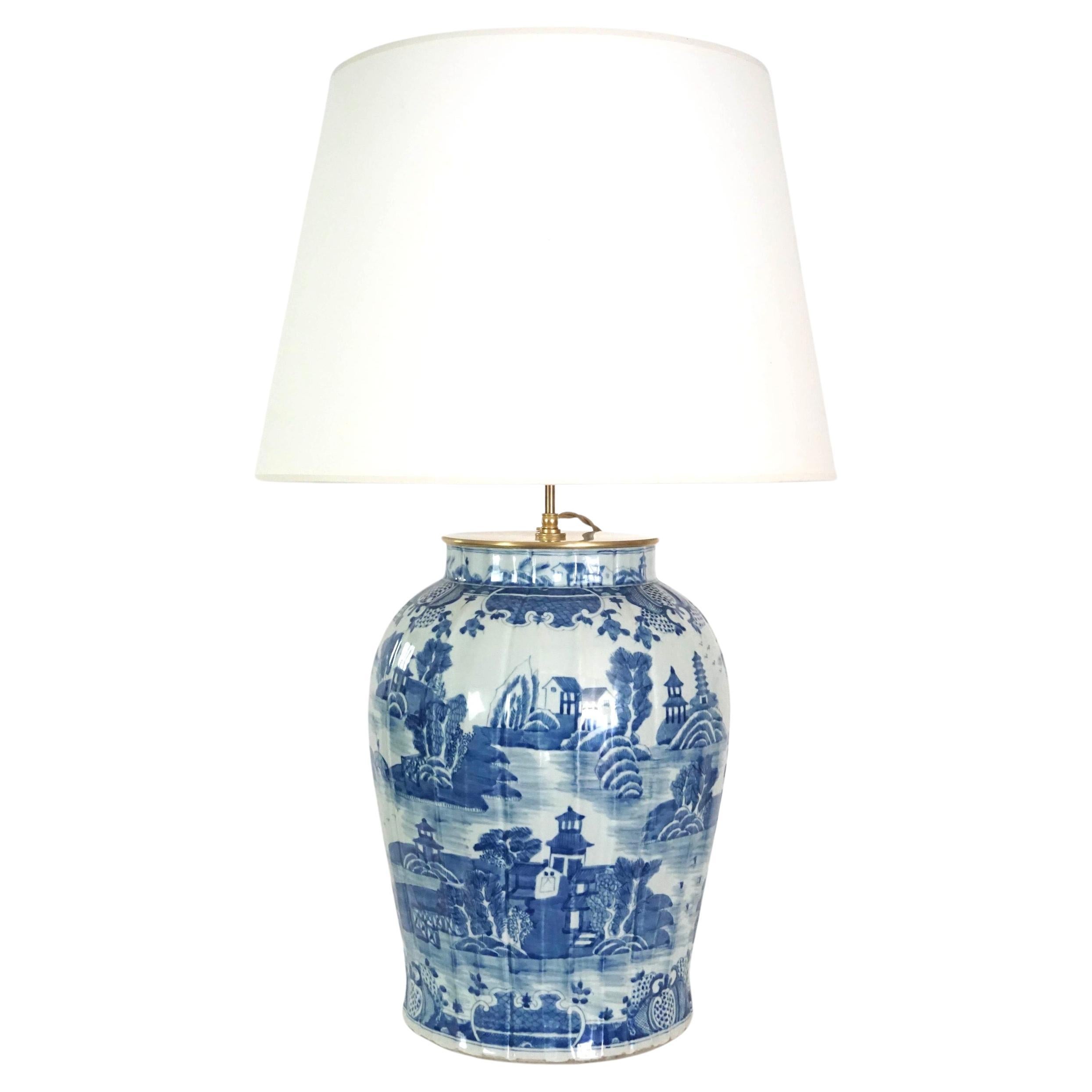Large Chinese Late Qing Dynasty Blue and White Baluster Vase Table Lamp For Sale
