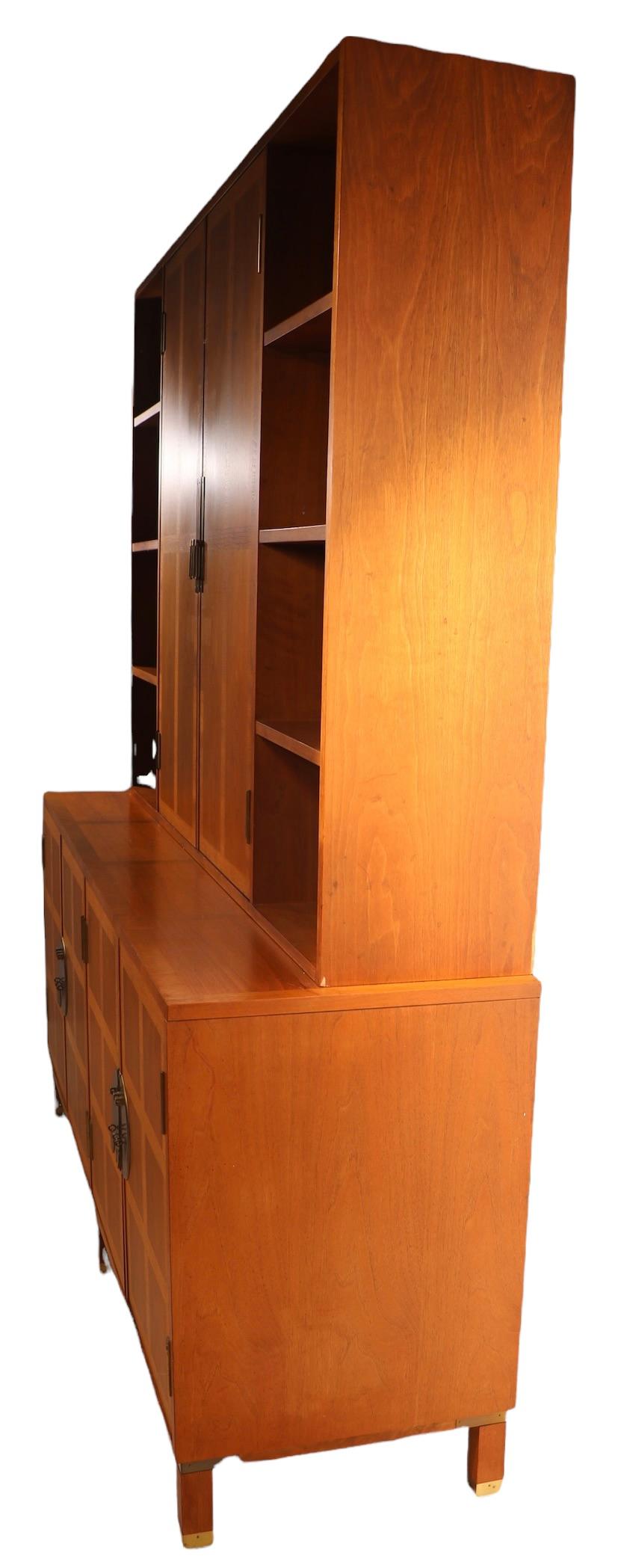 Grande mobile credenza cinese in stile moderno di Baker Milling Road Furniture in vendita 7