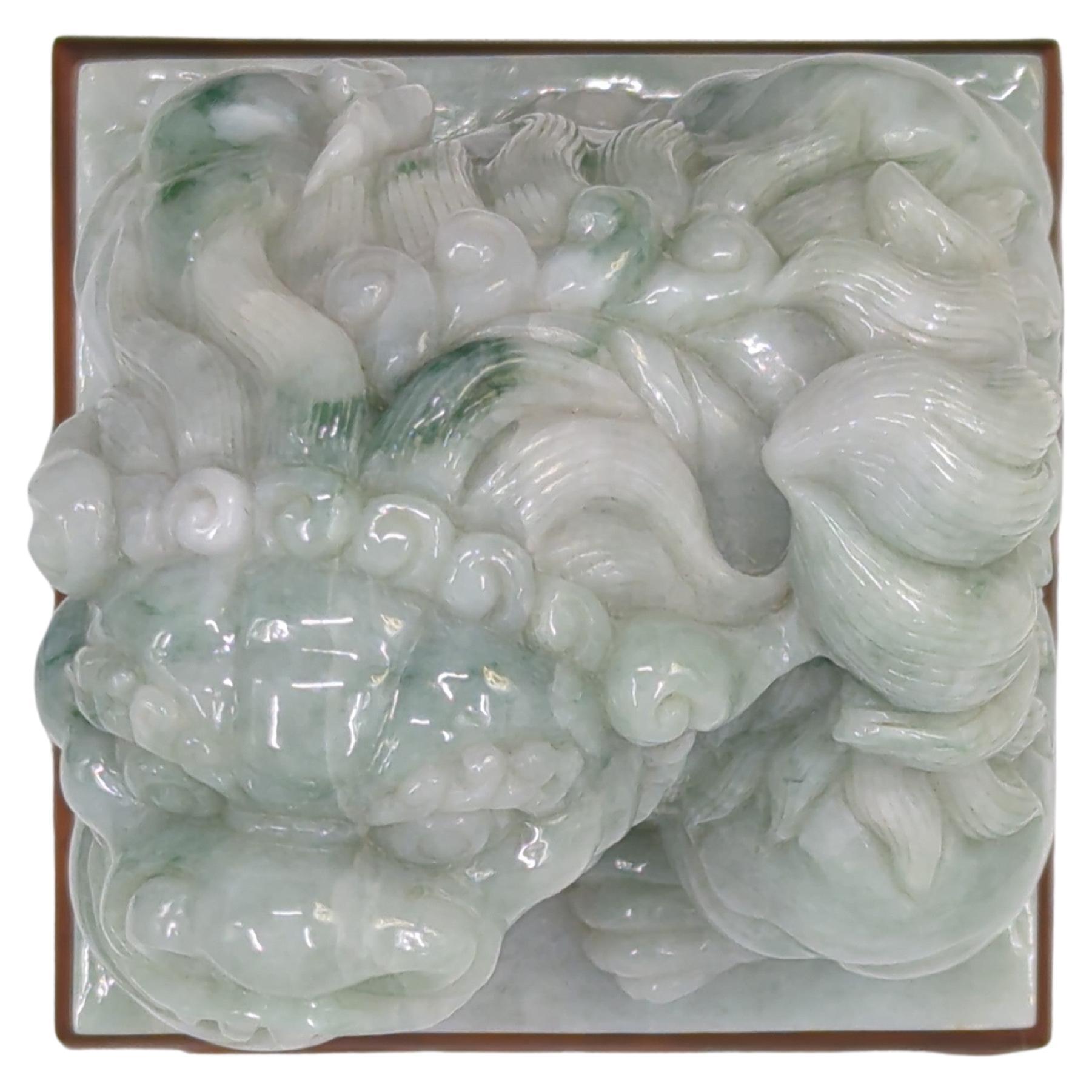Large Chinese Natural Untreated Jadeite Foo Dog Lion Seal Stone Carving w Stand en vente 4