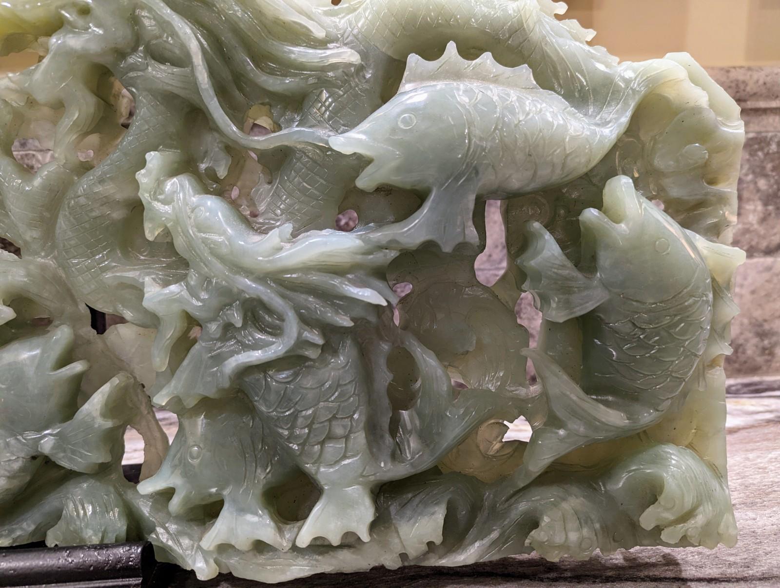 Hand-Carved Large Chinese Nephrite Jade Stone Sculpture Hand Carved Fine Art Dragons Statue For Sale