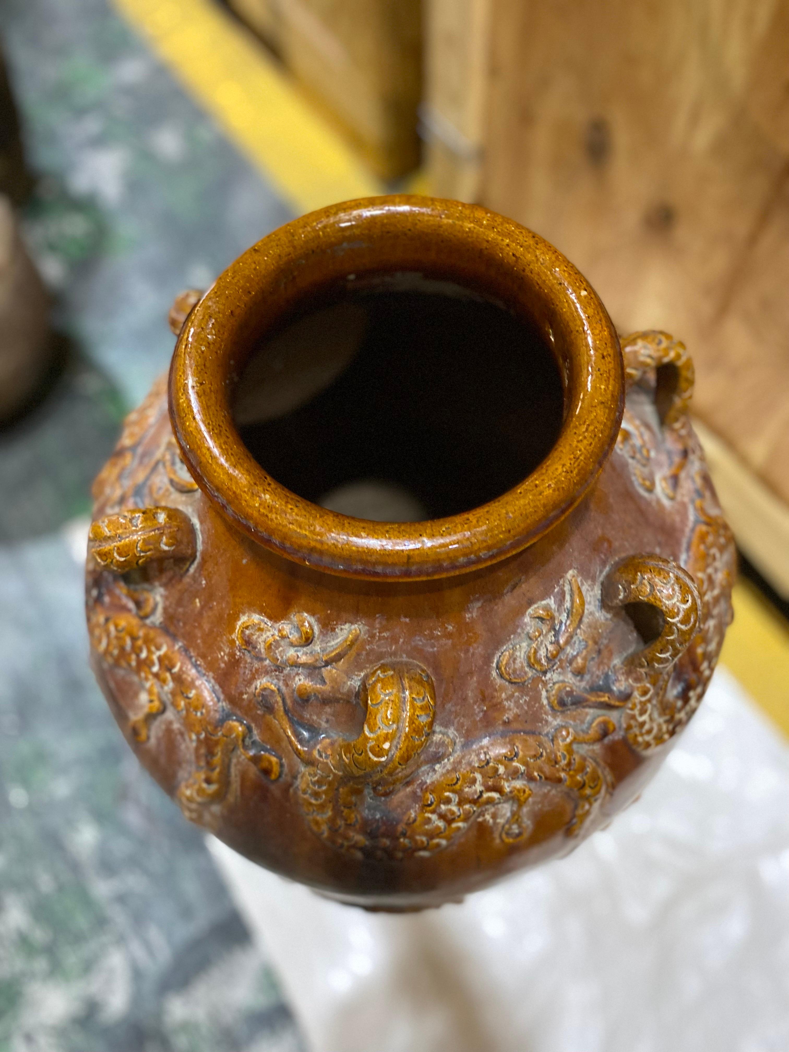 20th Century Large Chinese Ochre Brown Glaze Martaban Jar with Dragon Motifs For Sale