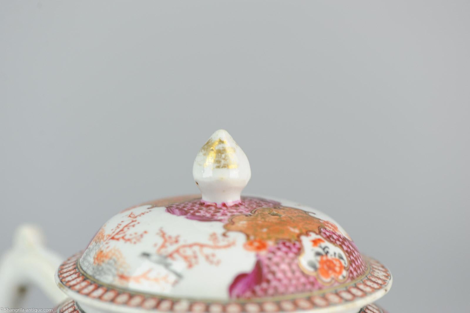 Large Chinese Porcelain circa 1750 Tea Pot Mandarin Famille Rose Museum Piece 4