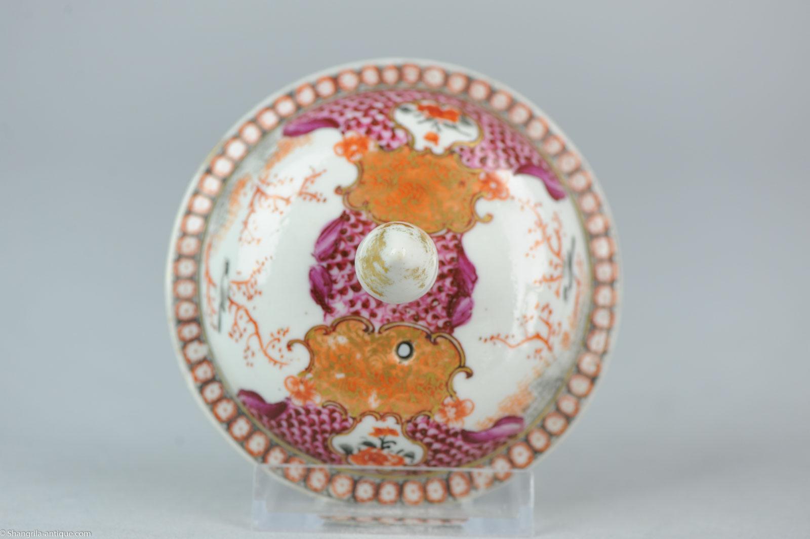 Large Chinese Porcelain circa 1750 Tea Pot Mandarin Famille Rose Museum Piece 10