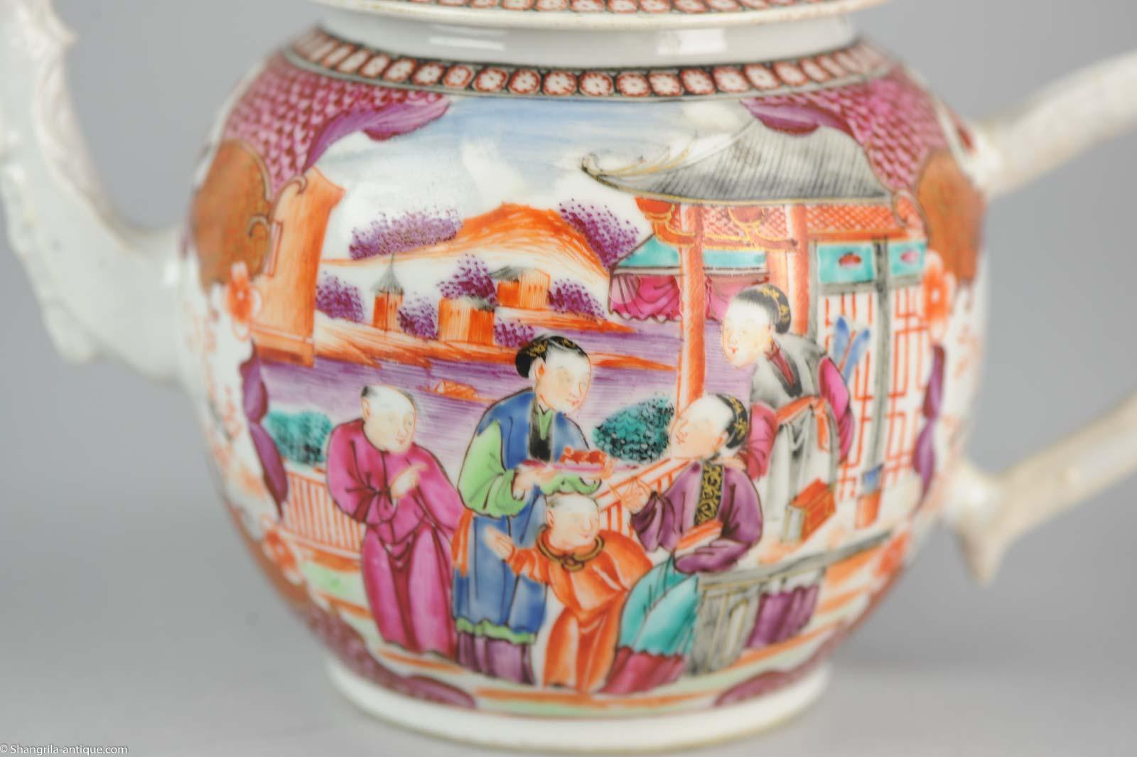 Large Chinese Porcelain circa 1750 Tea Pot Mandarin Famille Rose Museum Piece 1