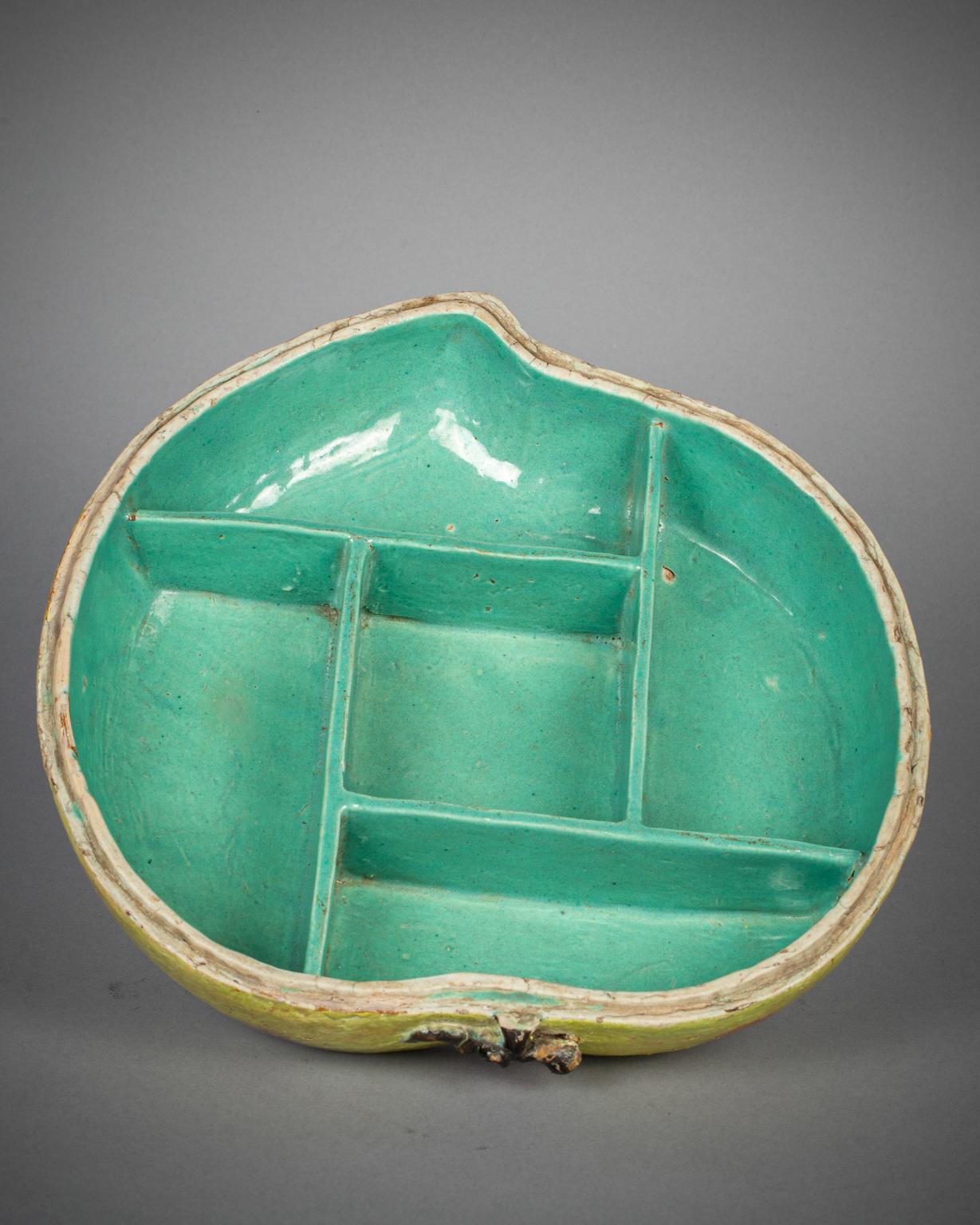 Gran caja de granadas compartimentada de porcelana china Famille Rose, ca. 1890 en venta 1