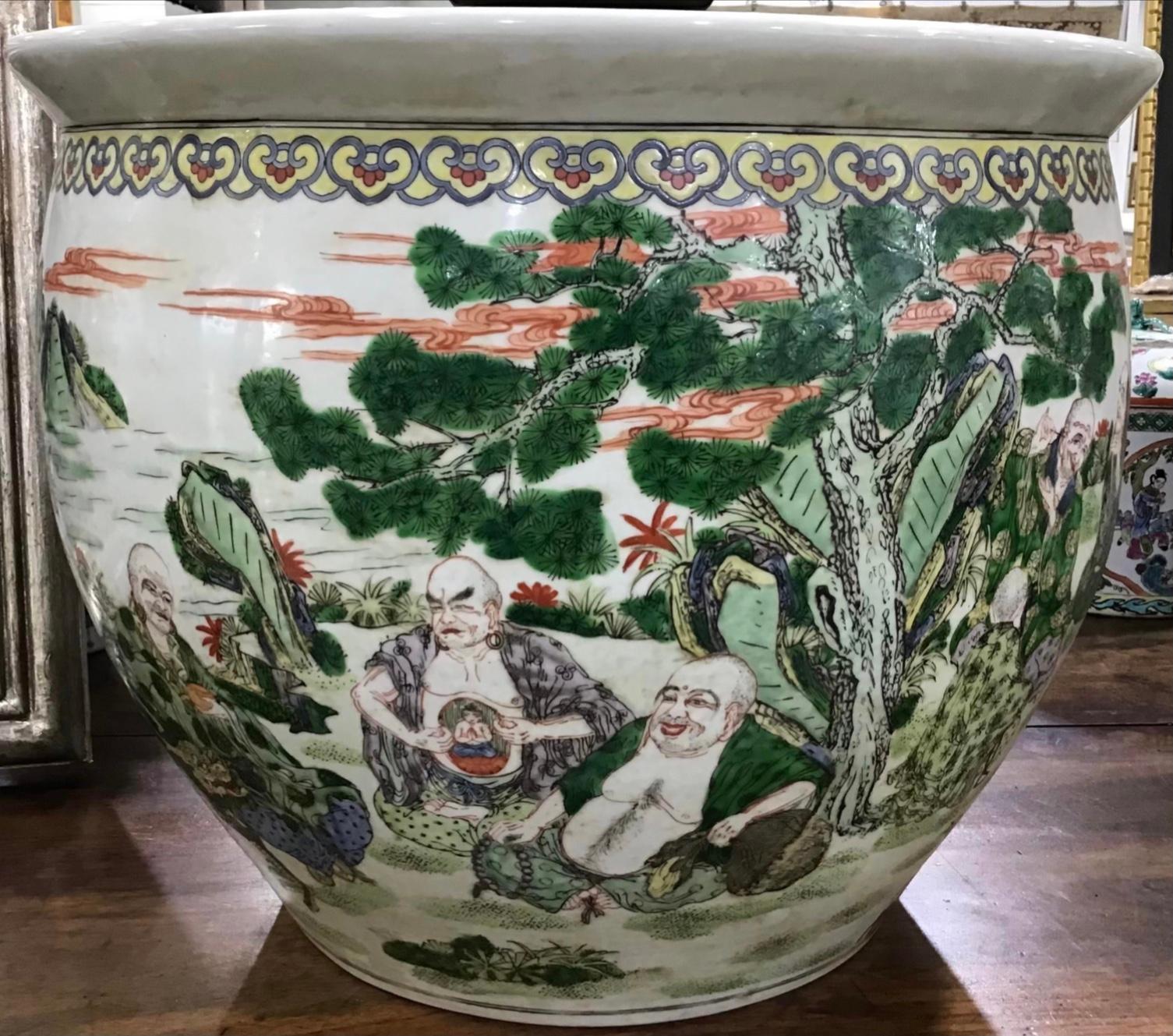 Chinois Grande jardinière à poissons en porcelaine chinoise Famille Verte en vente