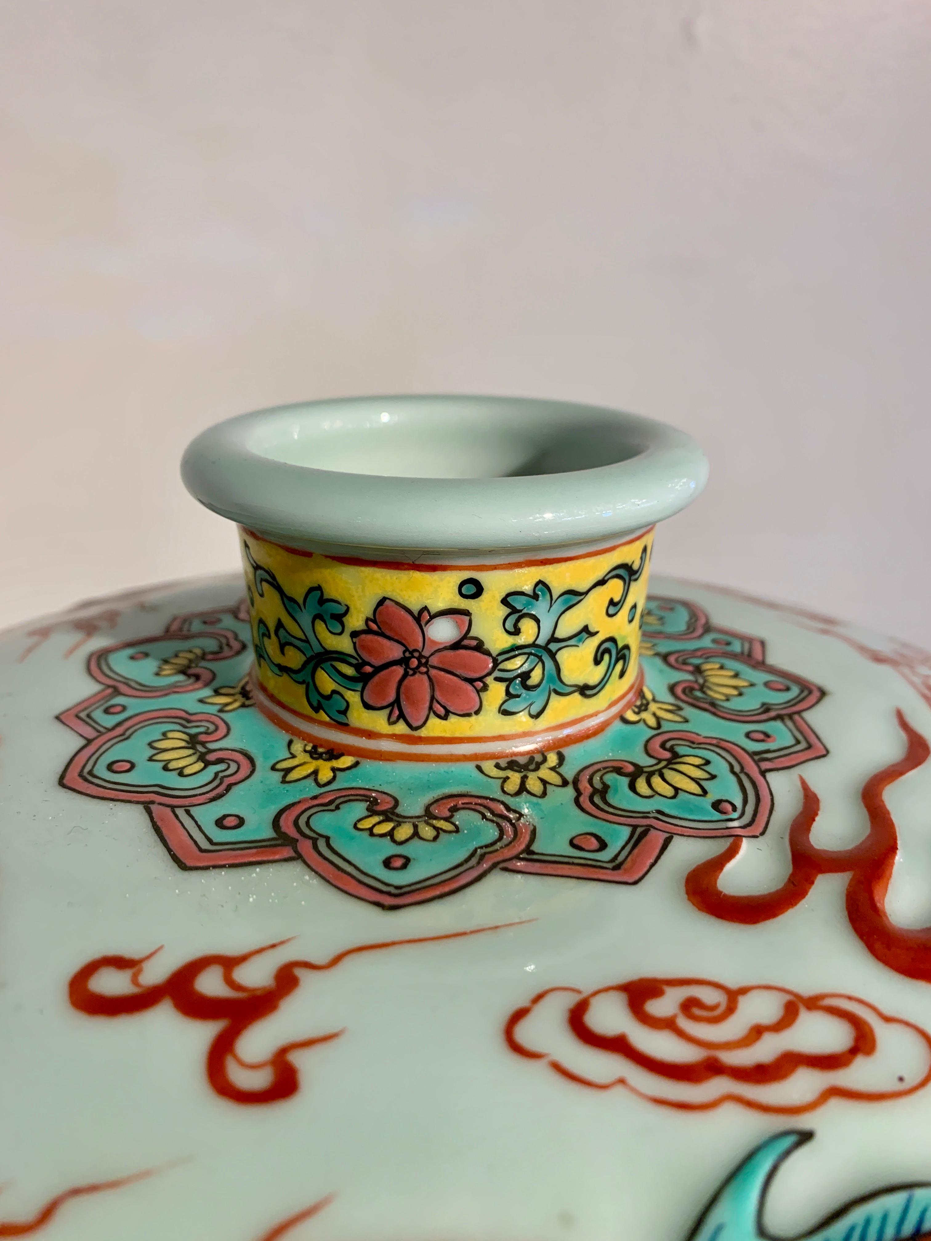 Große chinesische Meiping-Vase aus Porzellan mit fünf Drachen, modern, China im Angebot 2