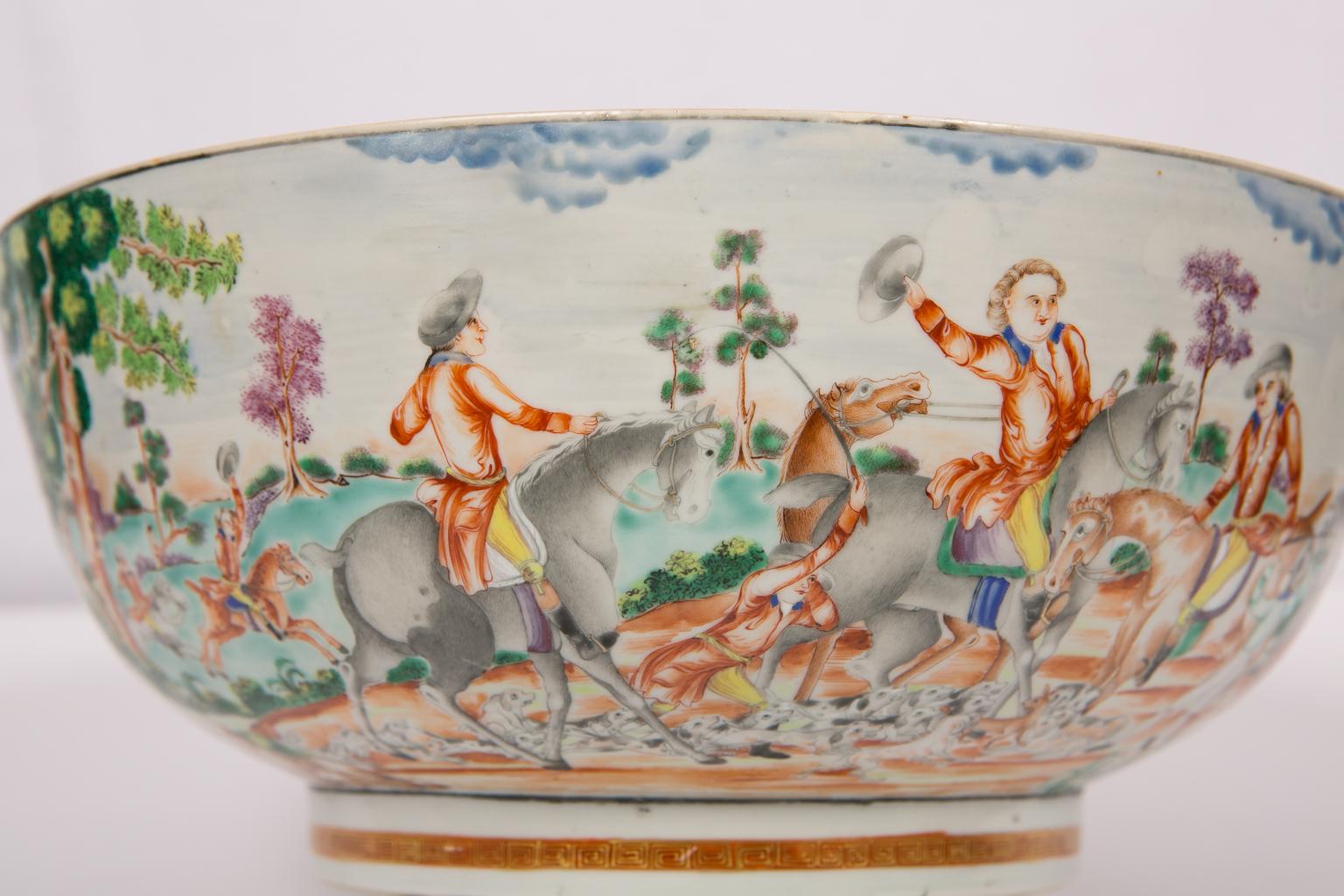 Chinese Export Large Antique 18th century Chinese Porcelain Hunt Bowl Made circa 1770