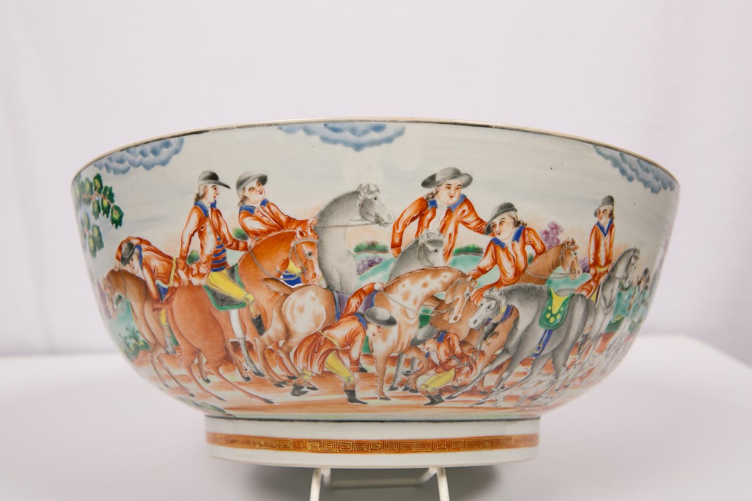 Late 18th Century Large Antique 18th century Chinese Porcelain Hunt Bowl Made circa 1770