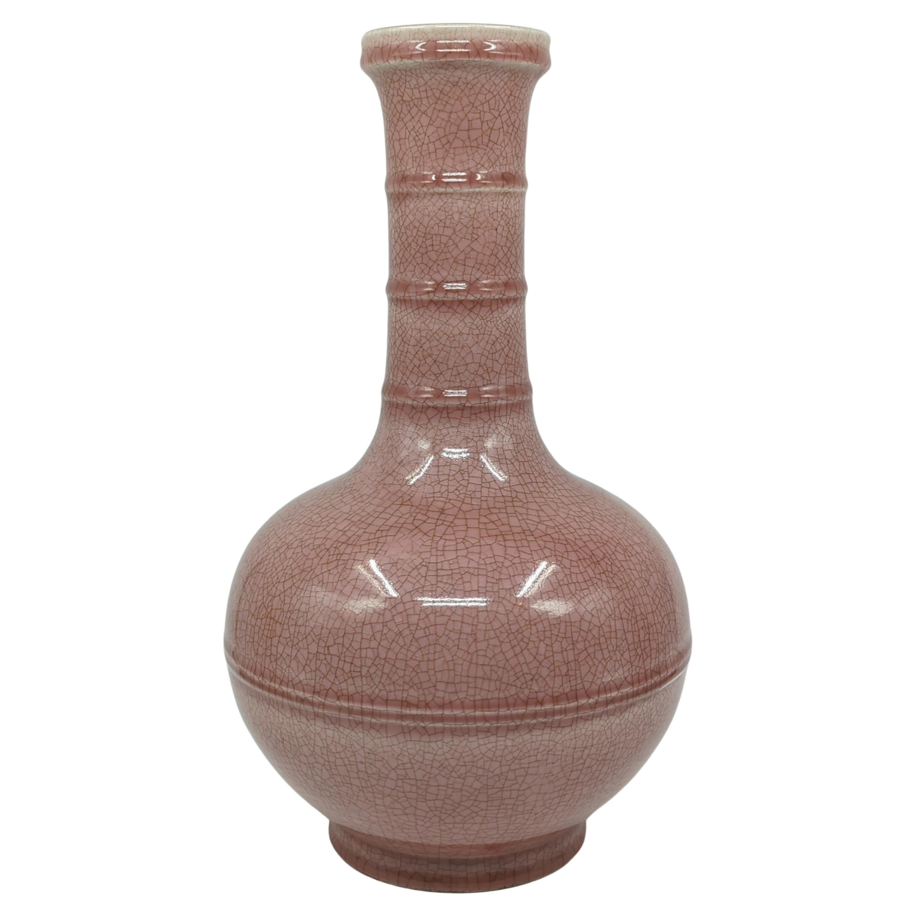 Large Chinese Porcelain Monochrome Peachbloom Crackle Glaze Vase Wood Stand 20c For Sale 5