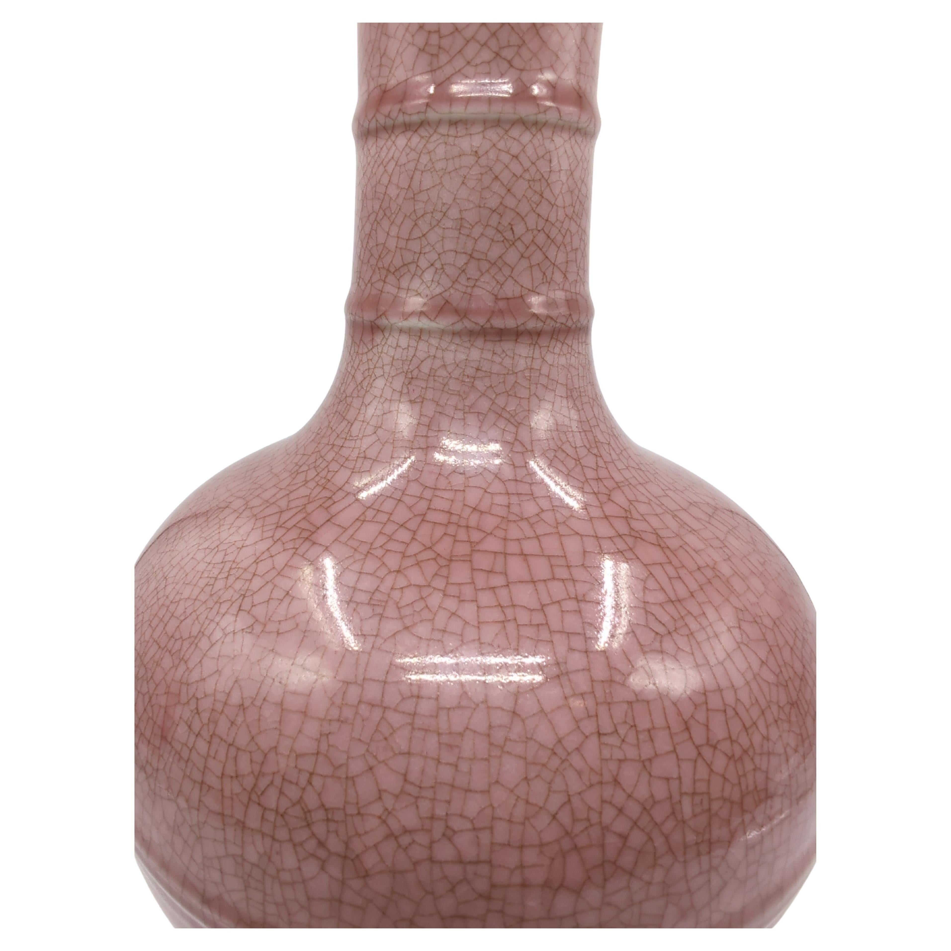 Large Chinese Porcelain Monochrome Peachbloom Crackle Glaze Vase Wood Stand 20c For Sale 2