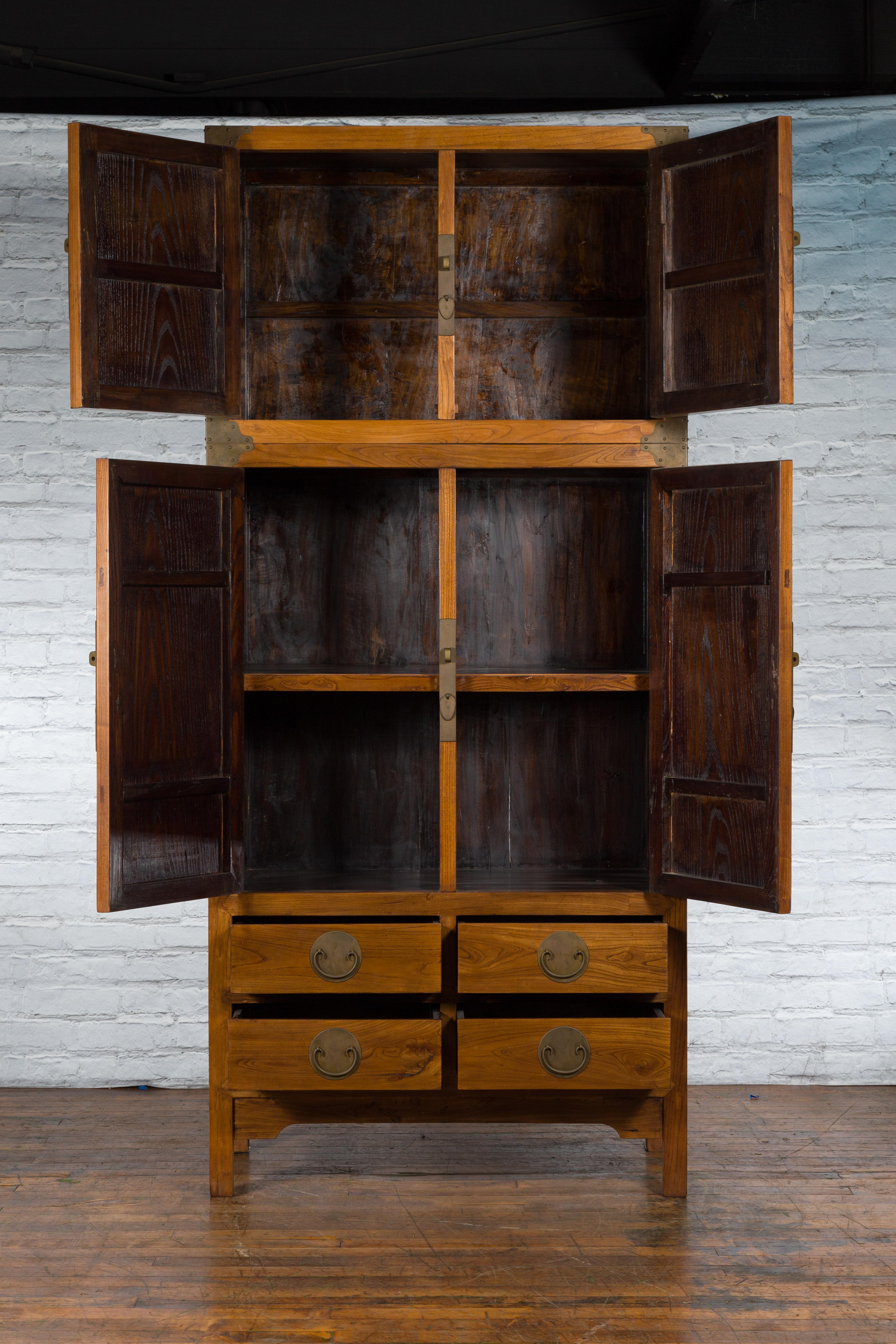 Large Chinese Qing Dynasty 1800s Oak Wood Compound Cabinet with Brass Medallions In Good Condition For Sale In Yonkers, NY