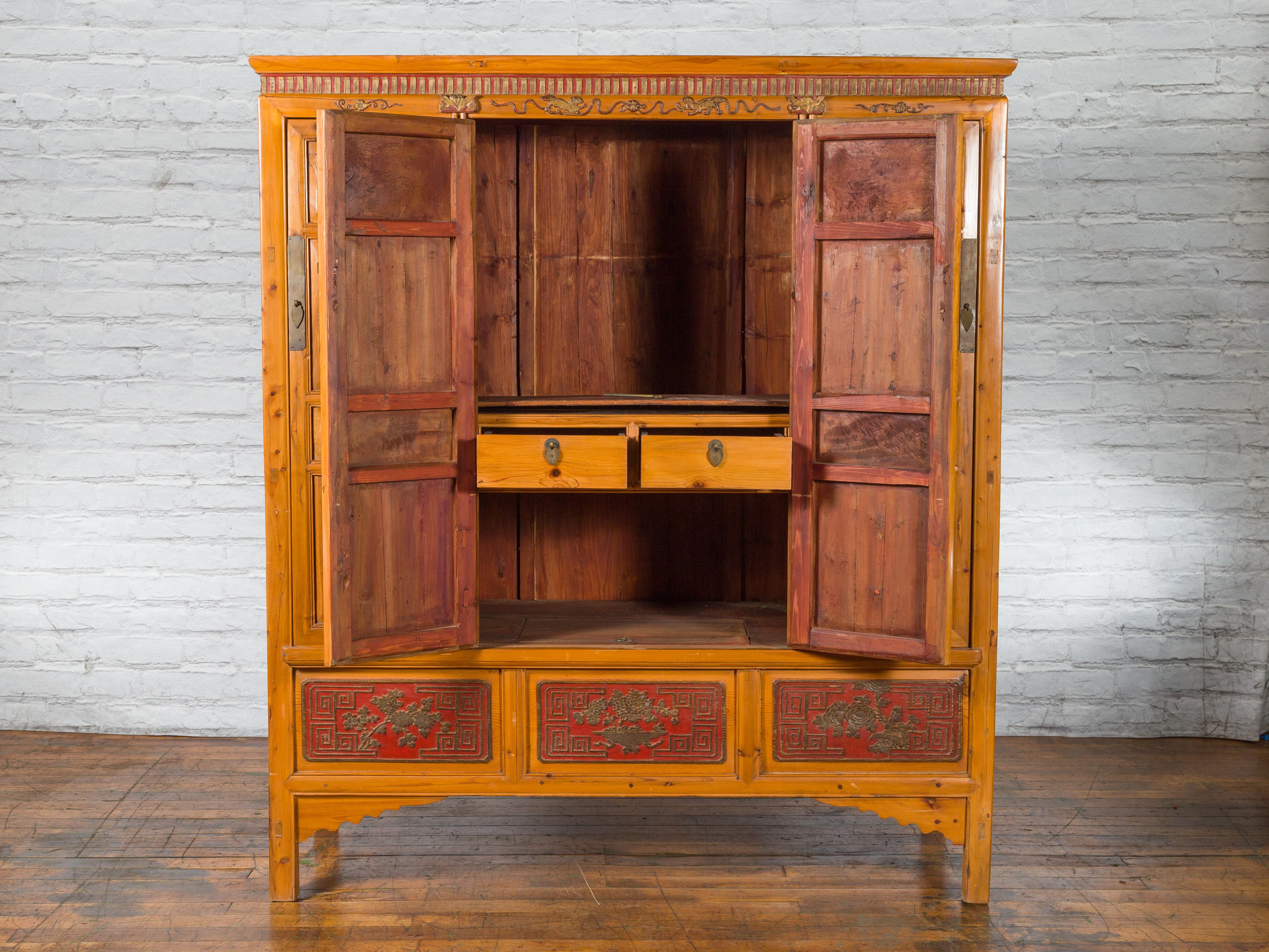 Large Chinese Qing Dynasty 19th Century Cabinet with Hand-Carved and Gilt Panels For Sale 9