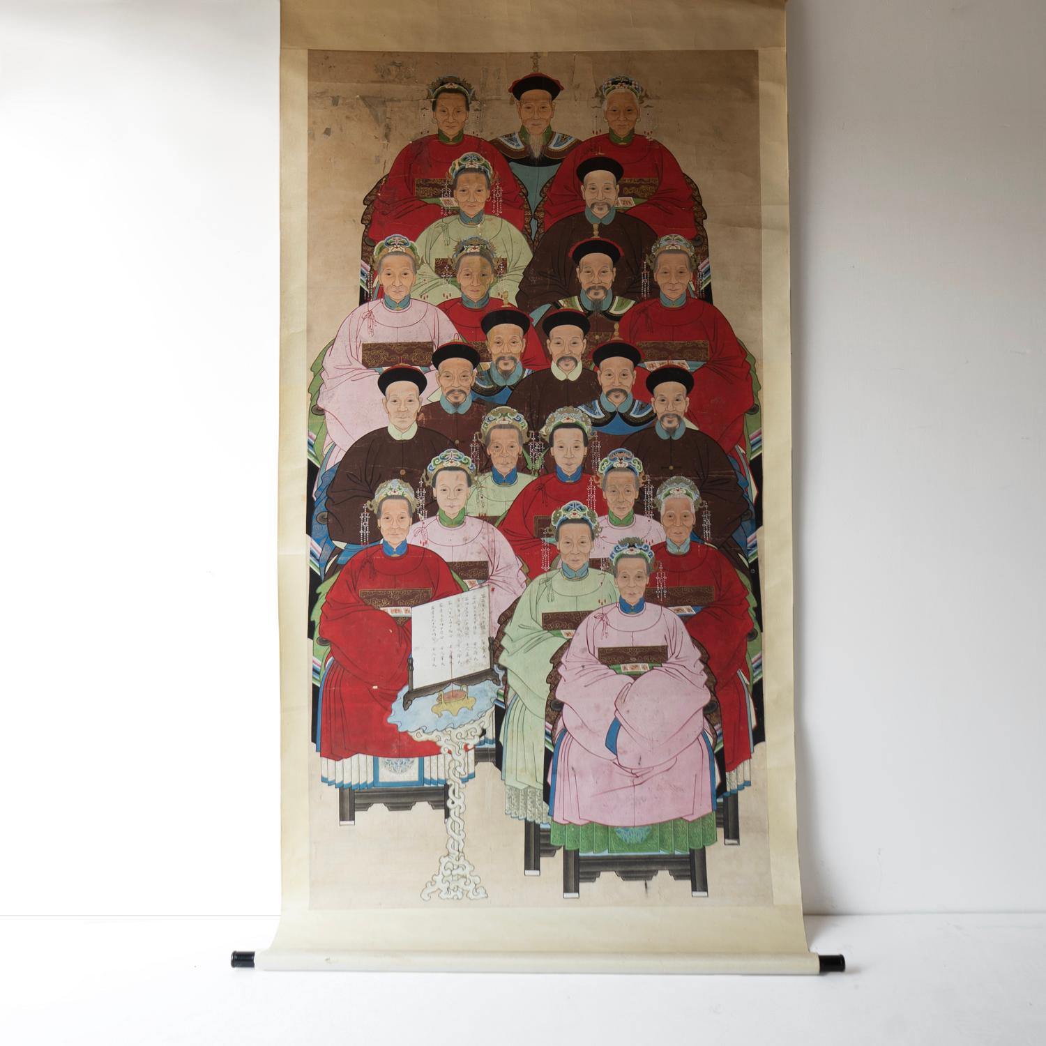 ANTIQUE CHINESE MULTI-GENERATIONAL FAMILY PORTRAIT, ORIGINAL ANCESTRAL PORTRAIT PAINTING, 19TH CENTURY

Dating from the late Qing Dynasty (19th century).

Large-scale ancestor painting depicting at least six generations of a noble Chinese