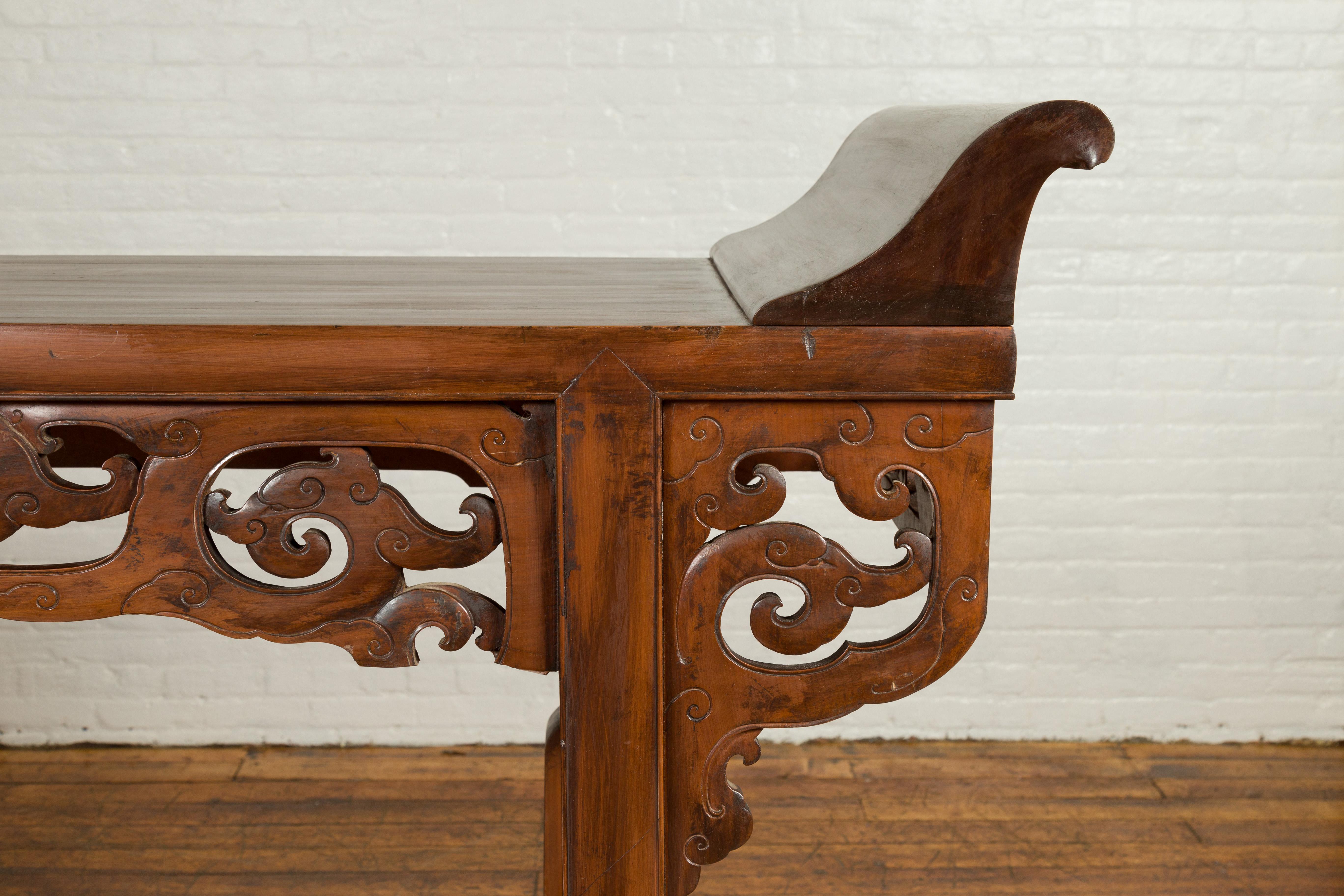 Large Chinese Qing Dynasty Everted Flange Altar Console Table with Carved Apron In Good Condition For Sale In Yonkers, NY