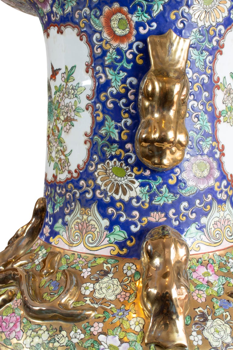 Large Chinese Qing Dynasty / Tongzhi Porcelain Vase For Sale at 1stDibs