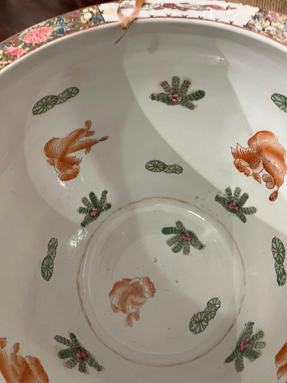 Large Chinese Rose Medallion Fish Pot on Stand 4