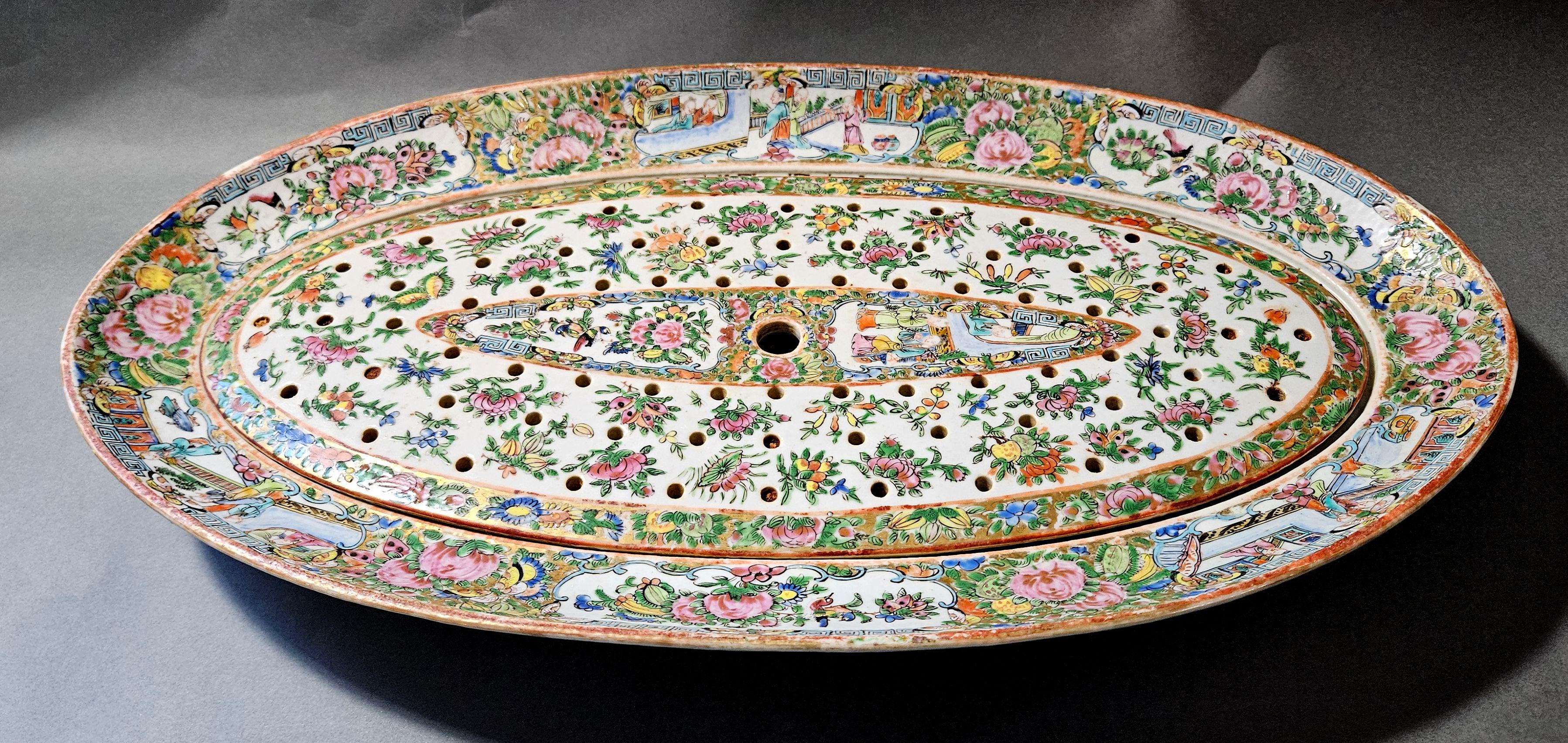 Antique Large Chinese Rose Medallion Oblong Fish Tray Serving dish with separate pierced strainer, 19th century, length 19 1/4 inches.
In very good condition with no cracks, chips, or repairs.


 


