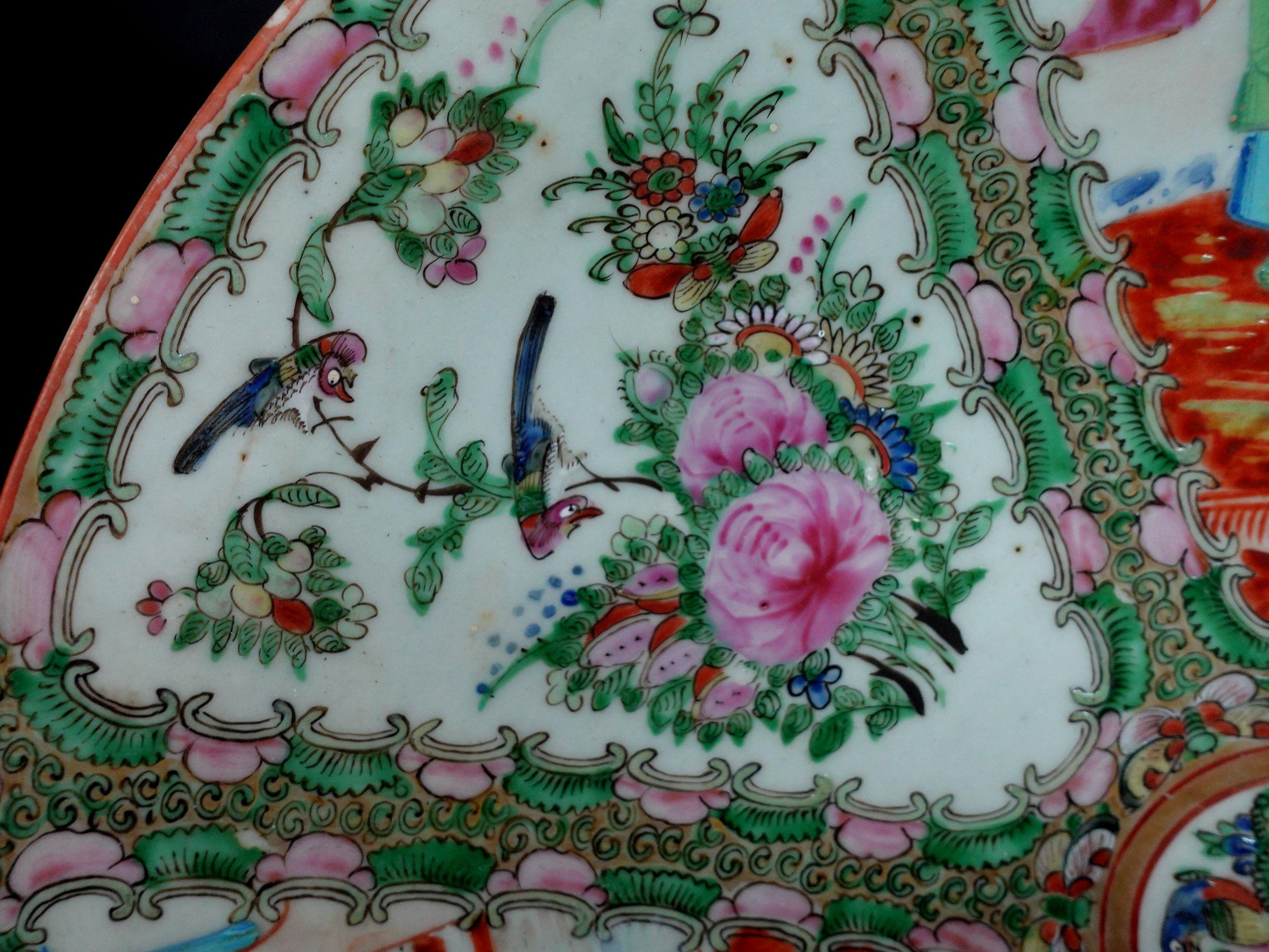 Large Chinese Rose Medallion Porcelain Plate, Ric 057 For Sale 4