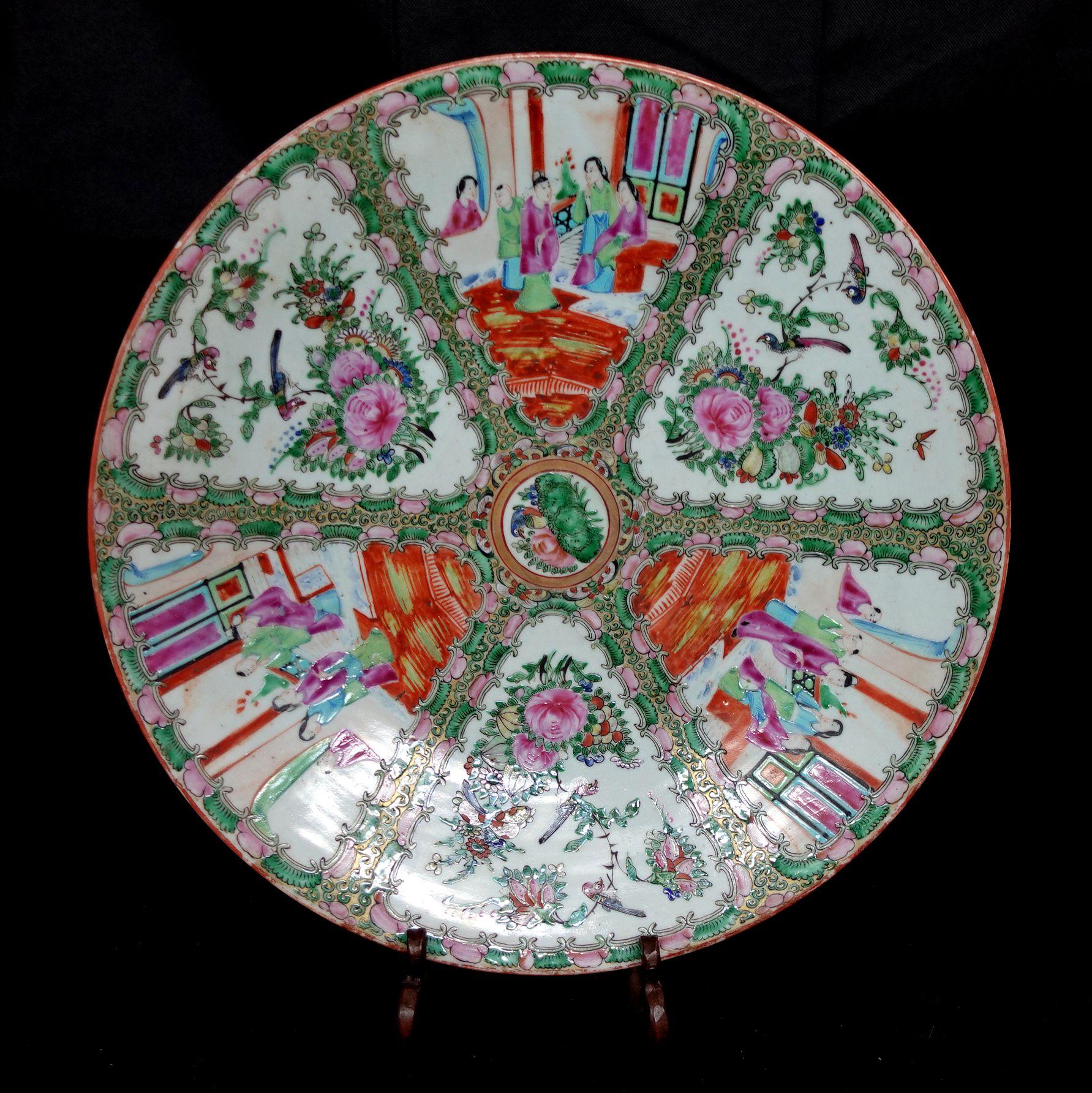 Qing Large Chinese Rose Medallion Porcelain Plate, Ric 057 For Sale