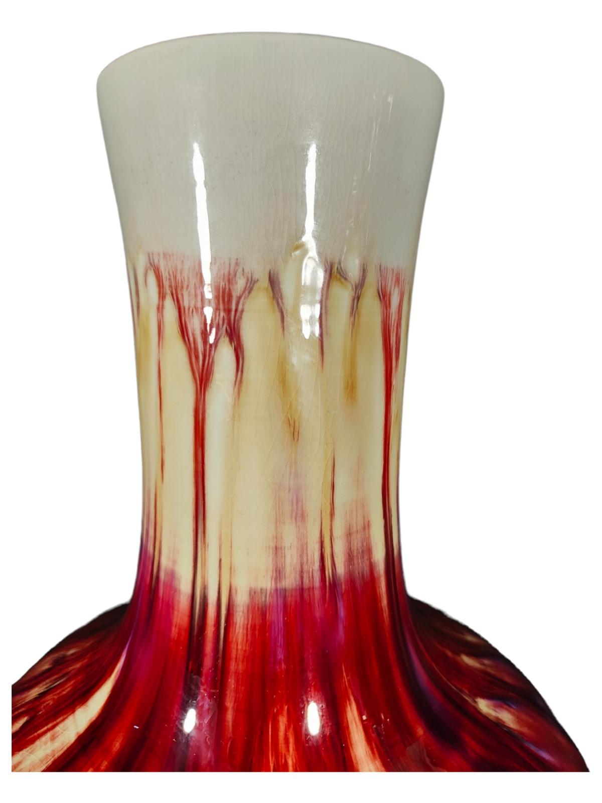Große chinesische Vase des 20. Jahrhunderts (Porzellan) im Angebot