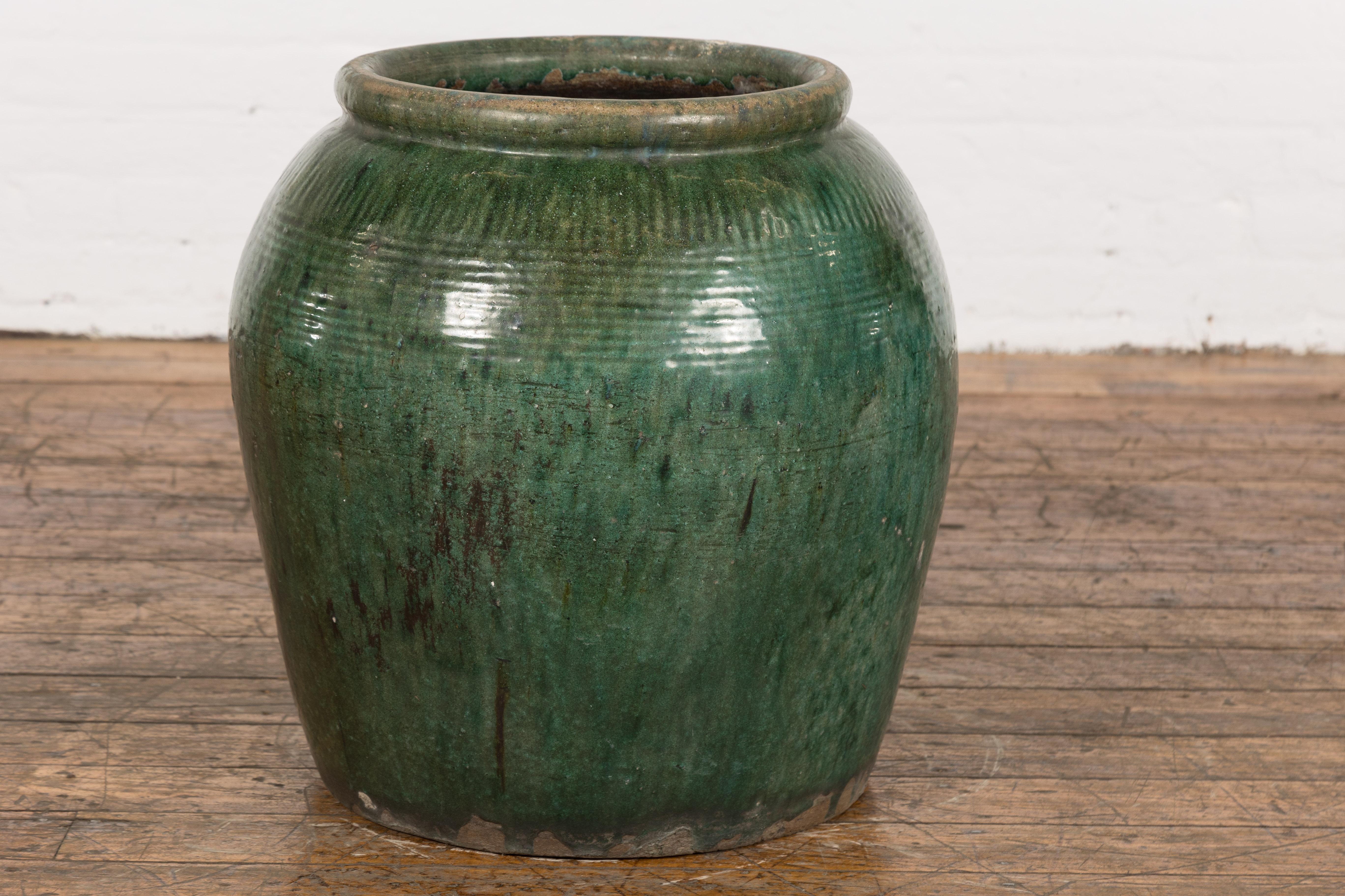 Large Chinese Vintage Dark Green Glazed Ceramic Planter with Striated Décor 2