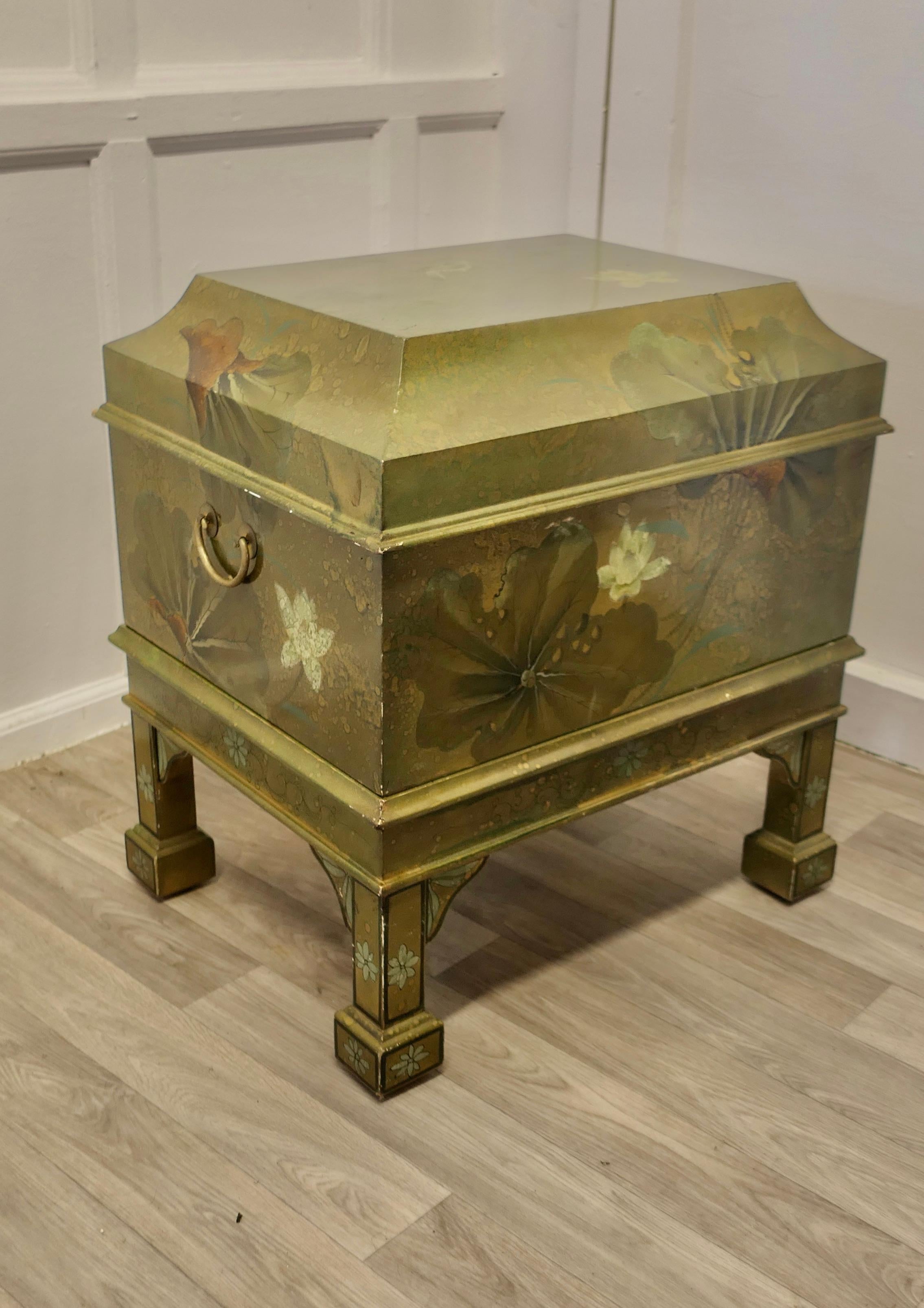 Large Chinoiserie Cellarette or Drinks Cabinet on Stand For Sale 1