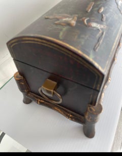 Große Chinoiserie-Dekorierte Schachtel