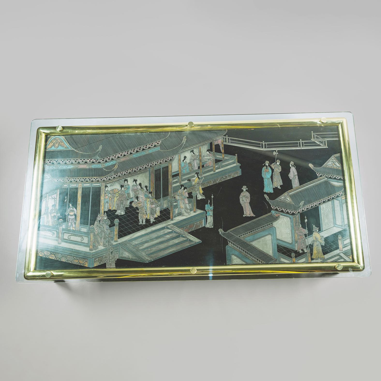 French Large Chinoiserie Lacquer Coffee Table In the Manner of Maison Jansen For Sale