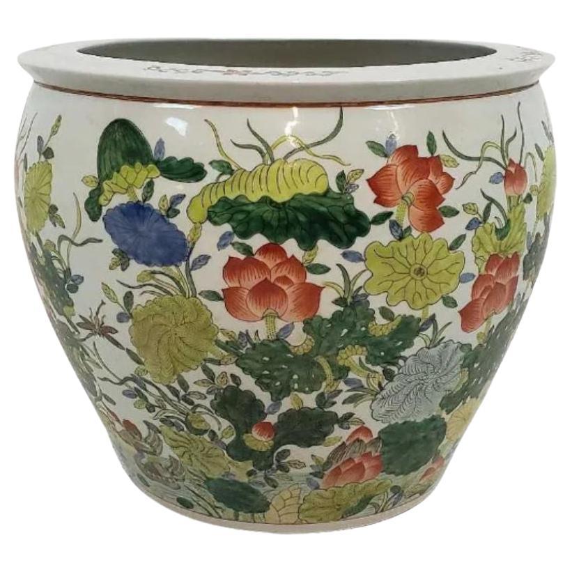 Grande jardinière florale en porcelaine de Chinoiserie