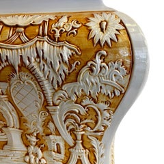 Große große Chinoiserie-Tischlampe