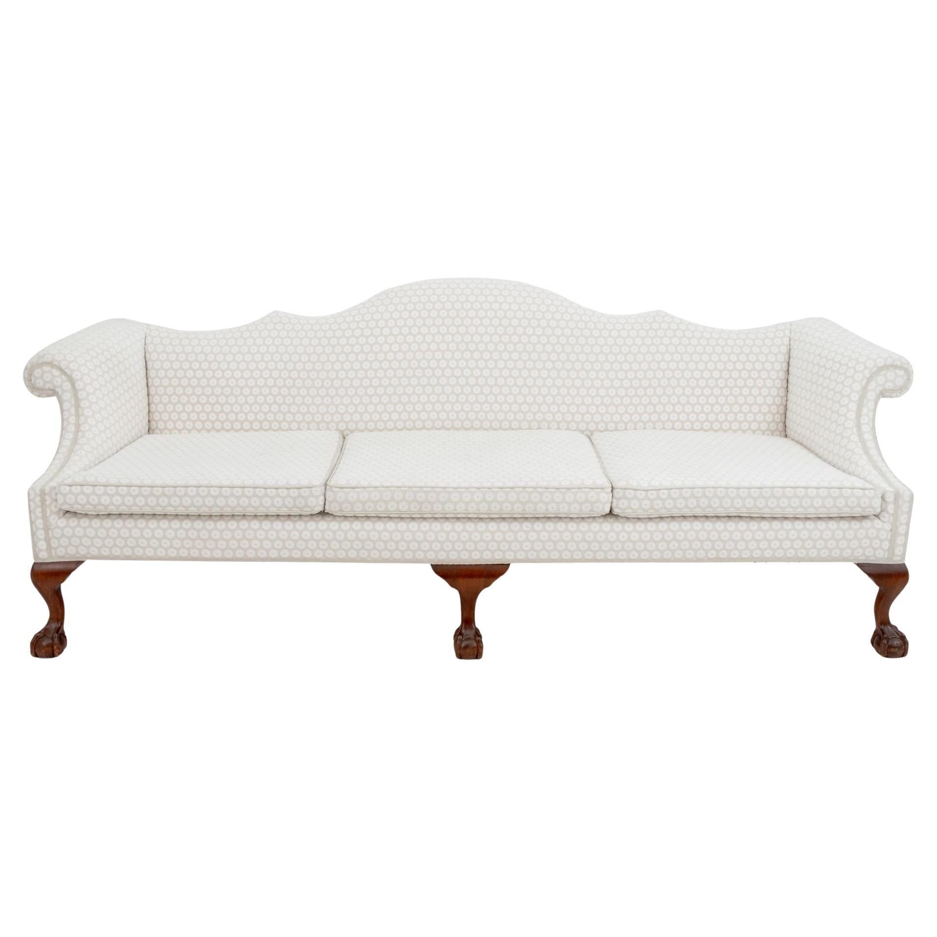 Grand canapé en acajou de style Chippendale