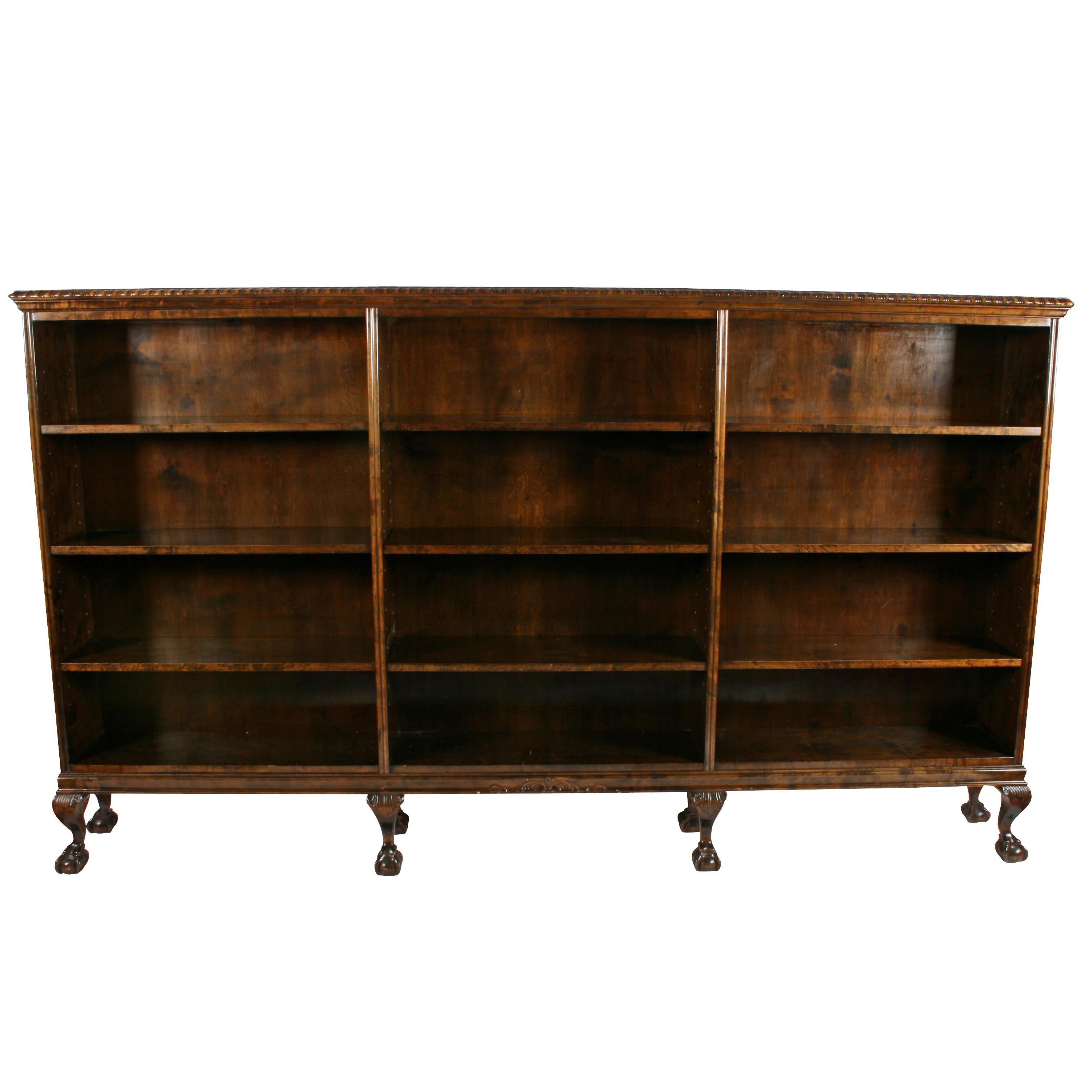 Large Chippendale Style Open Bookcase im Angebot