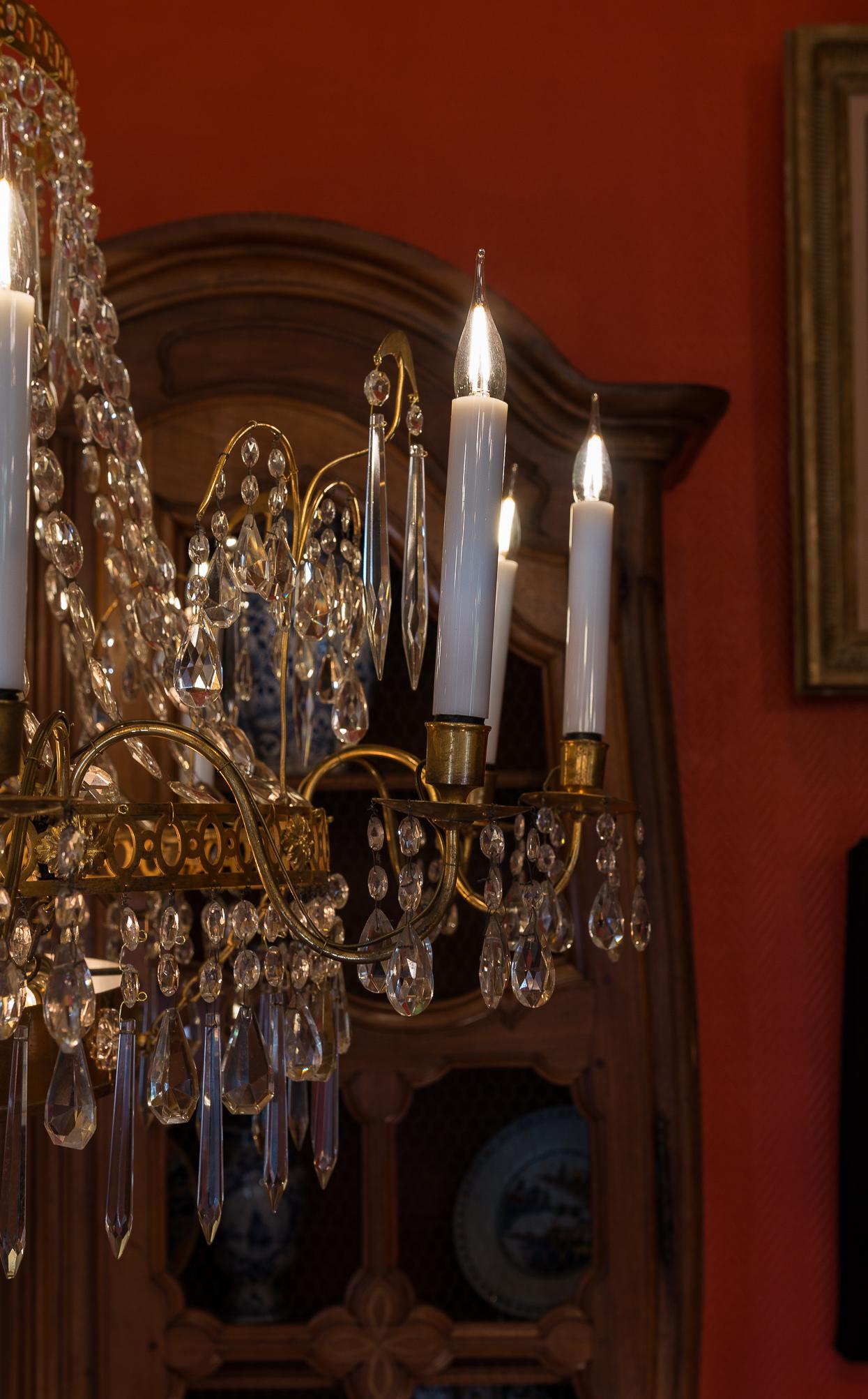 Large Chiseled Gilt Bronze and Cut Crystal Chandelier, Early 19th Century 6