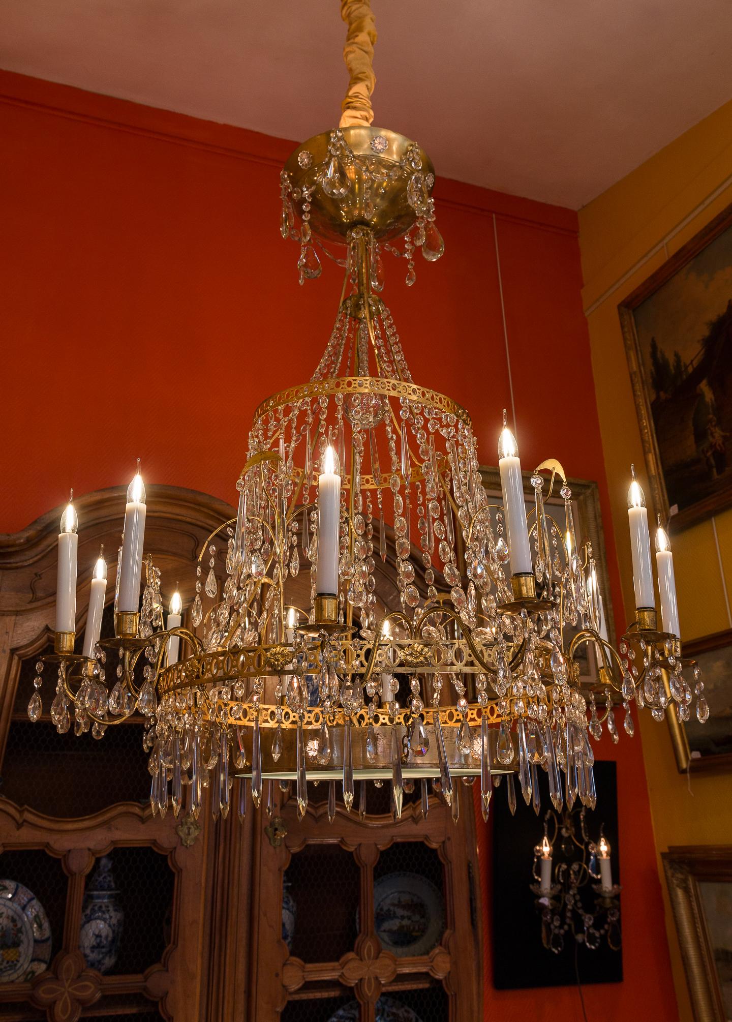 Large Chiseled Gilt Bronze and Cut Crystal Chandelier, Early 19th Century 7
