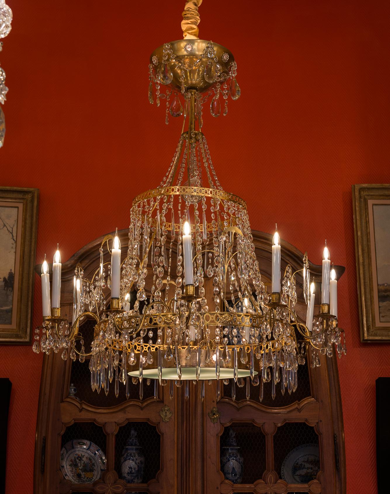 Empire Large Chiseled Gilt Bronze and Cut Crystal Chandelier, Early 19th Century