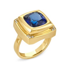 Large Chocolate Inspired 18ct Yellow Gold Blue Sapphire Ring