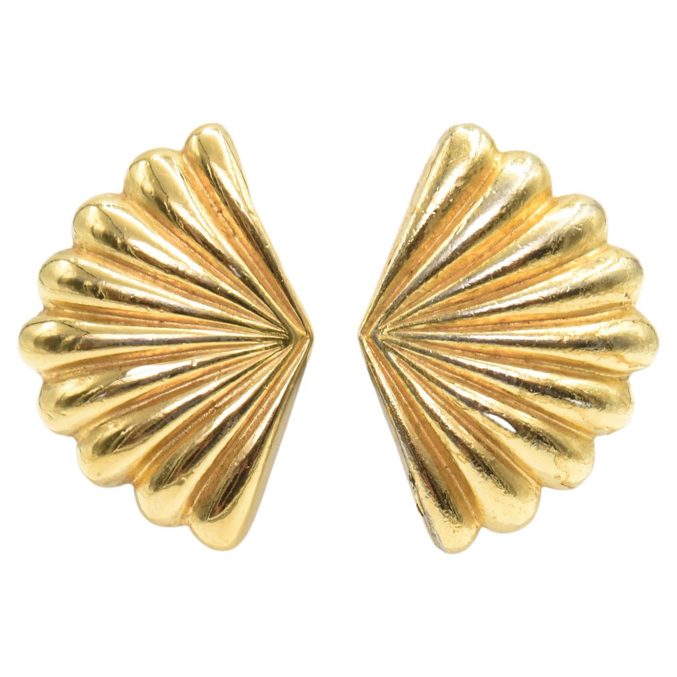 Large Christian Dior Ribbed Fan Shell Gold Tone Clip on Earrings 