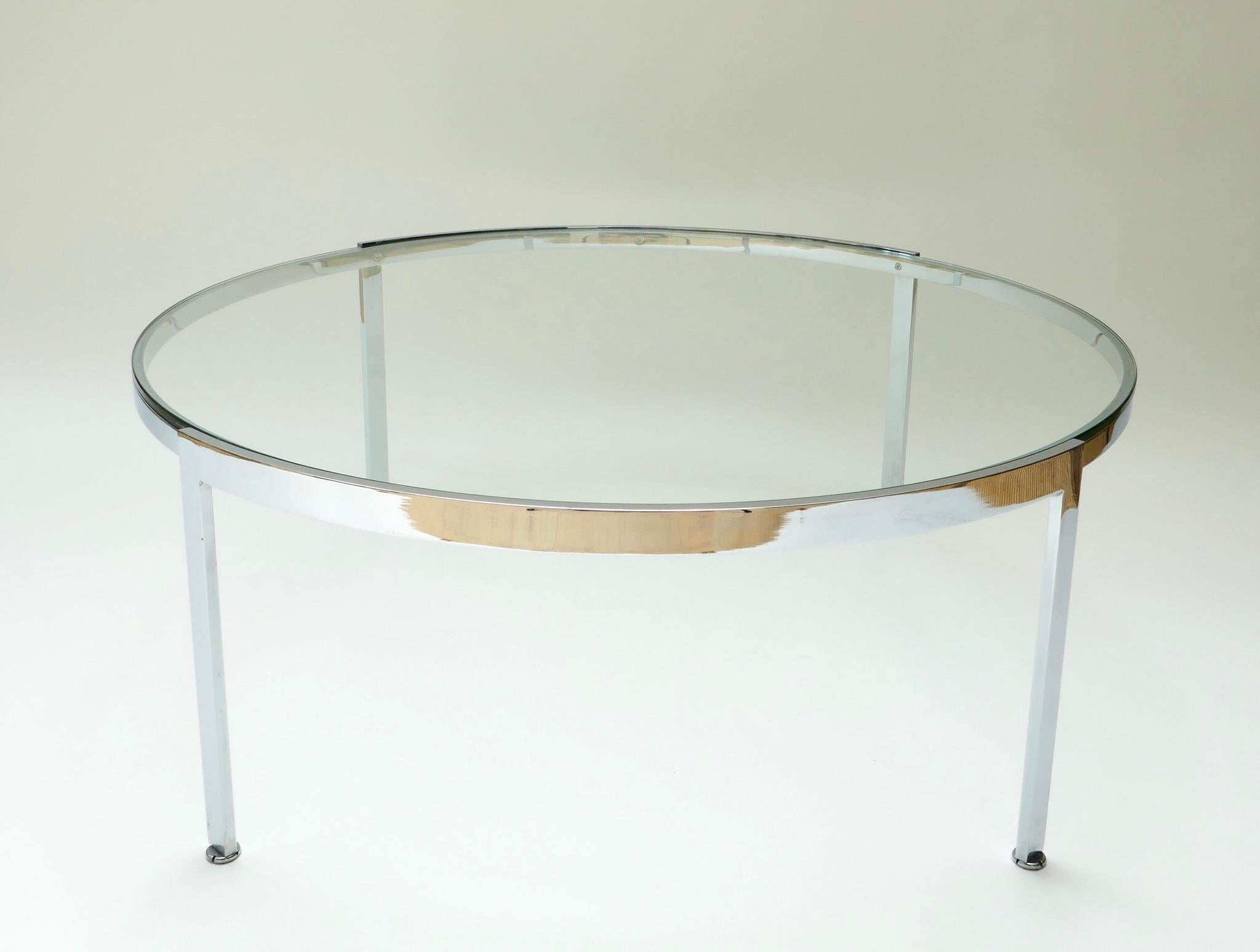 High quality large chrome and glass round low table, Italy, 1970s.