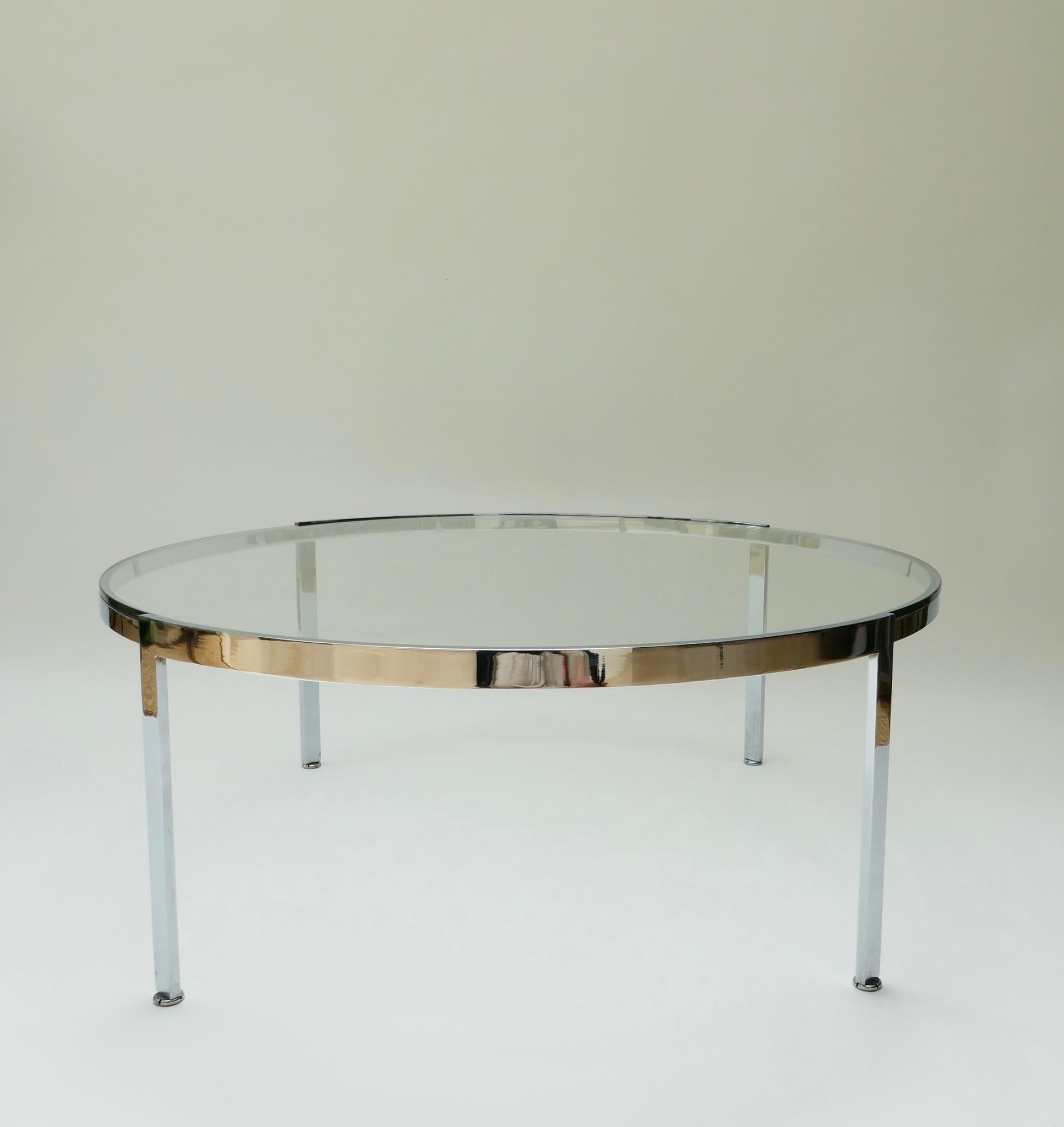 Minimalist Large Chrome and Glass Round Low Table, Italy, 1970s For Sale