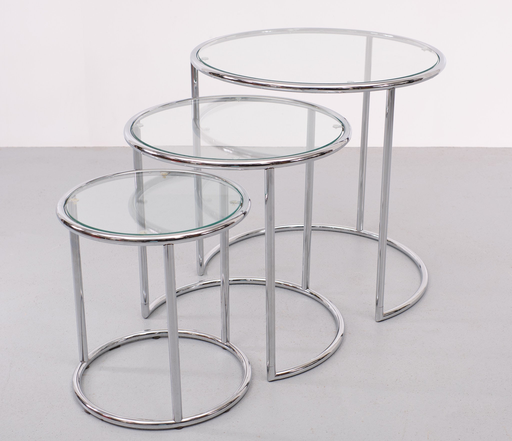 Space Age Large Chrome Nesting tables Eileen Gray Style 1970s