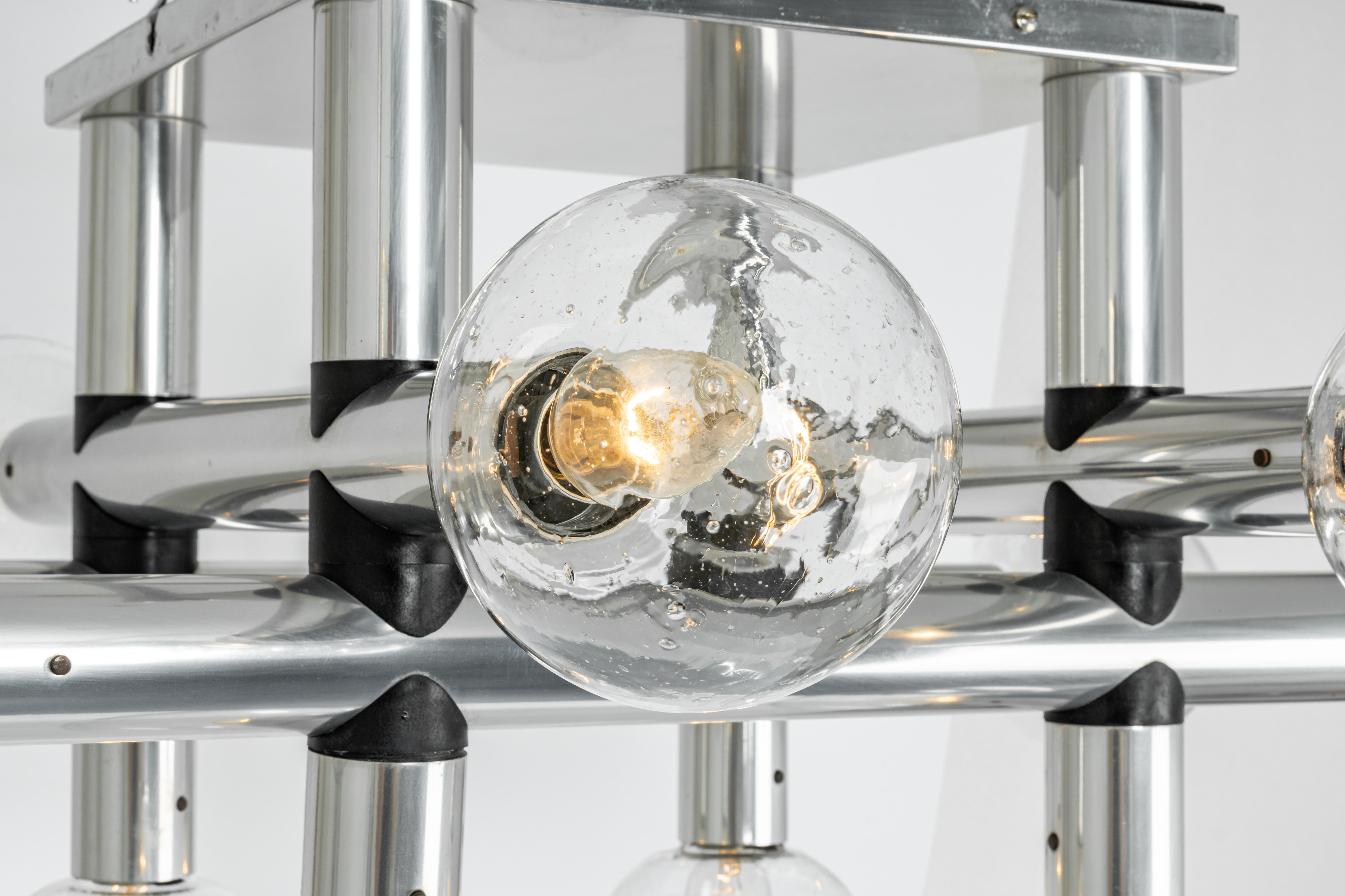 Large Chrome Space Age Sputnik Atomium Flush Mount by Kalmar, Austria, 1970s In Good Condition For Sale In Aachen, NRW