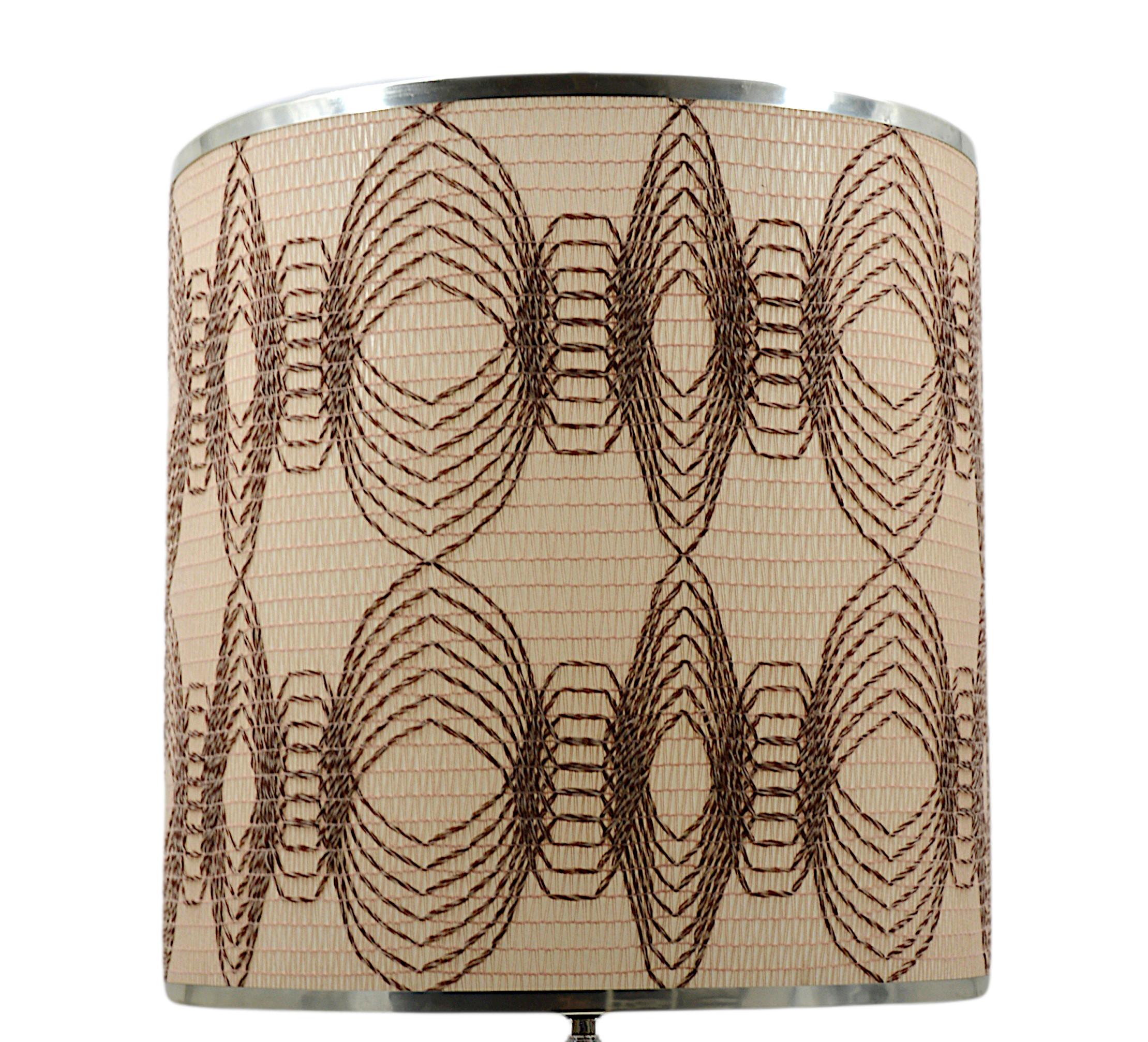 Large mid-century table lamp, France, 1960s. Chrome metal, brushed aluminium and fabric. Original lampshade. Full height 91cm - 35.8 inches; Full diameter 45cm - 17.7 inches. Condition: very good ! Just some slight traces of age. Delivered wired for