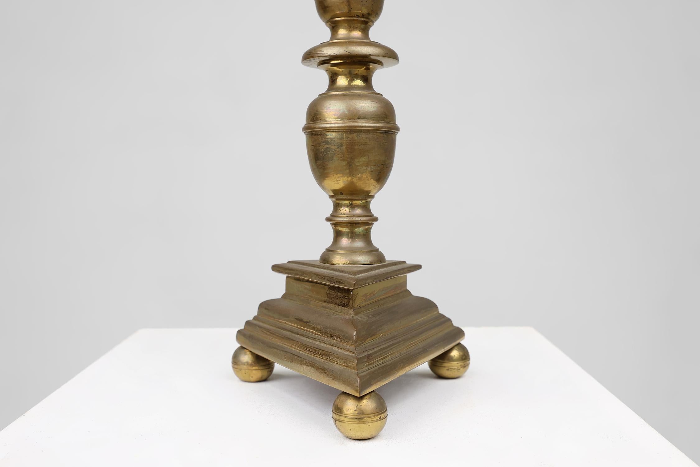 Großer Kirchen-/Altar-Kerzenleuchter aus Bronze, Frankreich um 1900 im Angebot 1