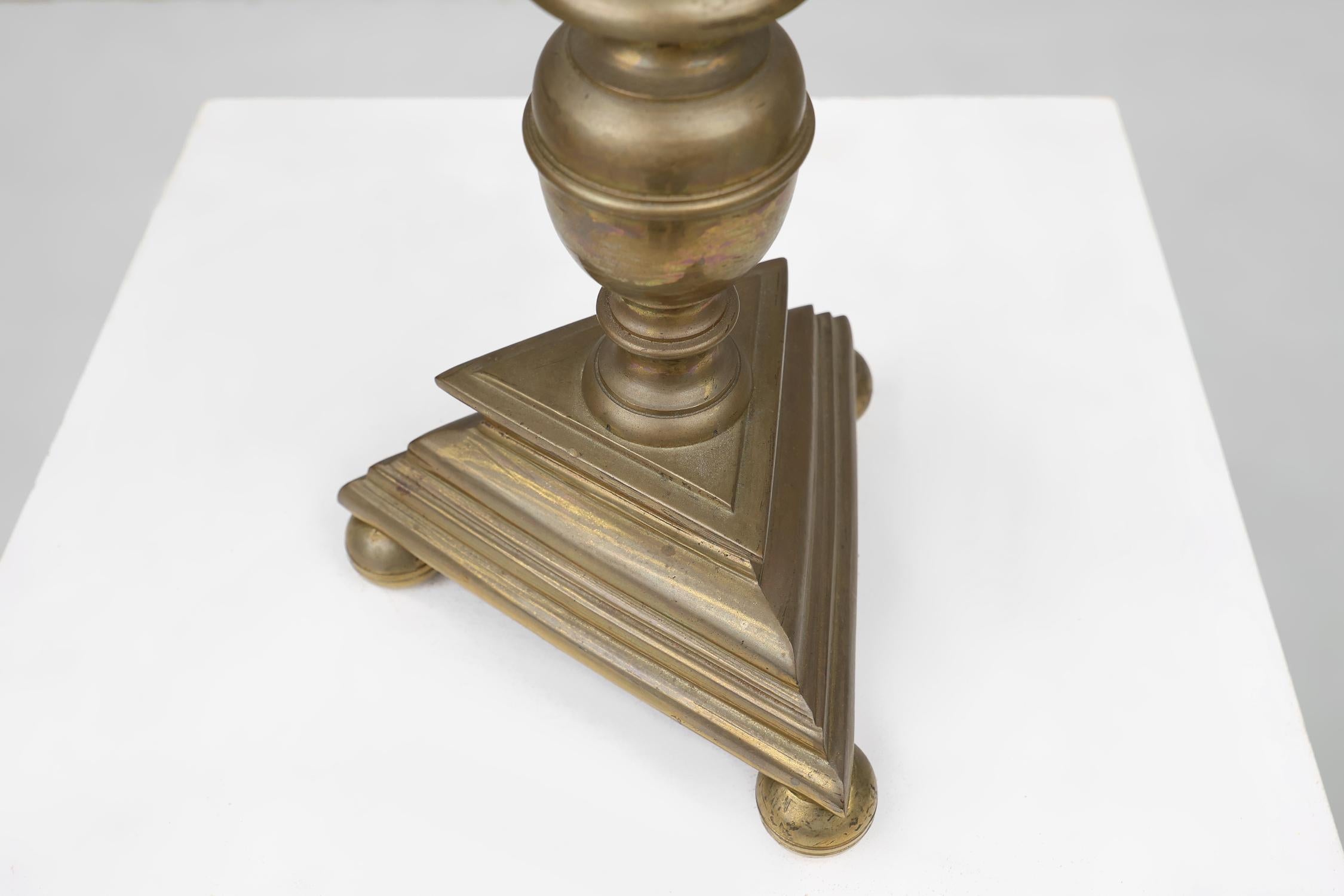 Großer Kirchen-/Altar-Kerzenleuchter aus Bronze, Frankreich um 1900 im Angebot 3