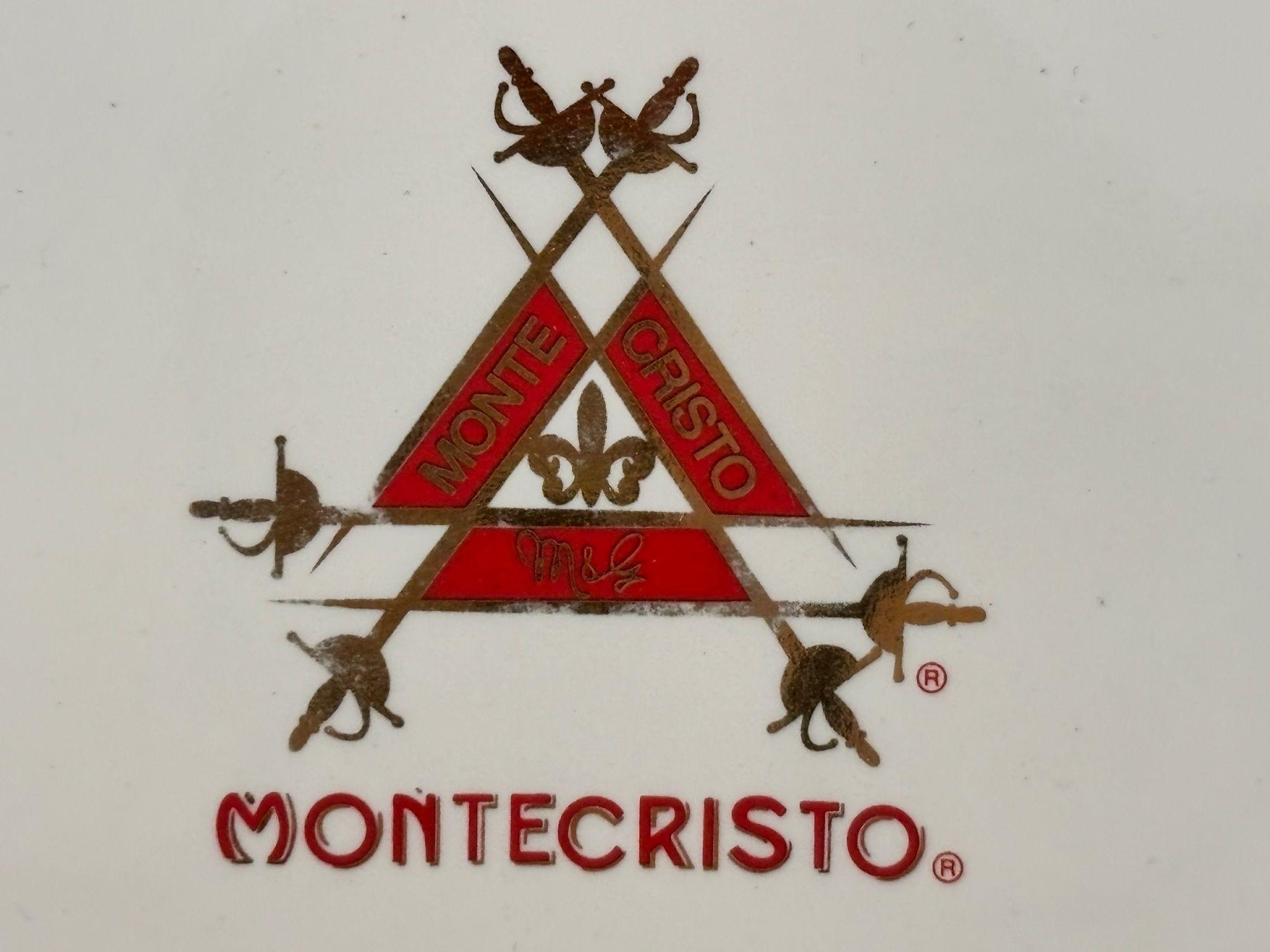 Large Cigar Porcelain Ashtray Monte Cristo Rectangular Red and Gold In Good Condition For Sale In Moreno Valley, CA