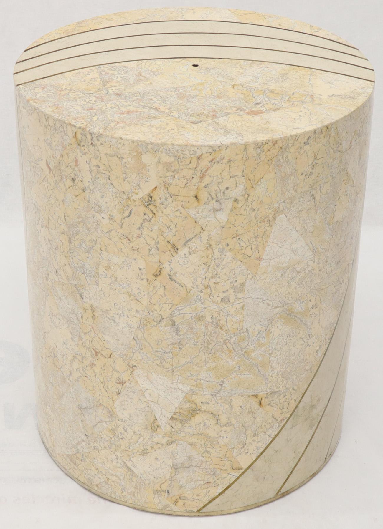Großer Zylinder Mosaiksteinfurnier Messingintarsie Esstisch Sockel Pedestal (Moderne der Mitte des Jahrhunderts) im Angebot