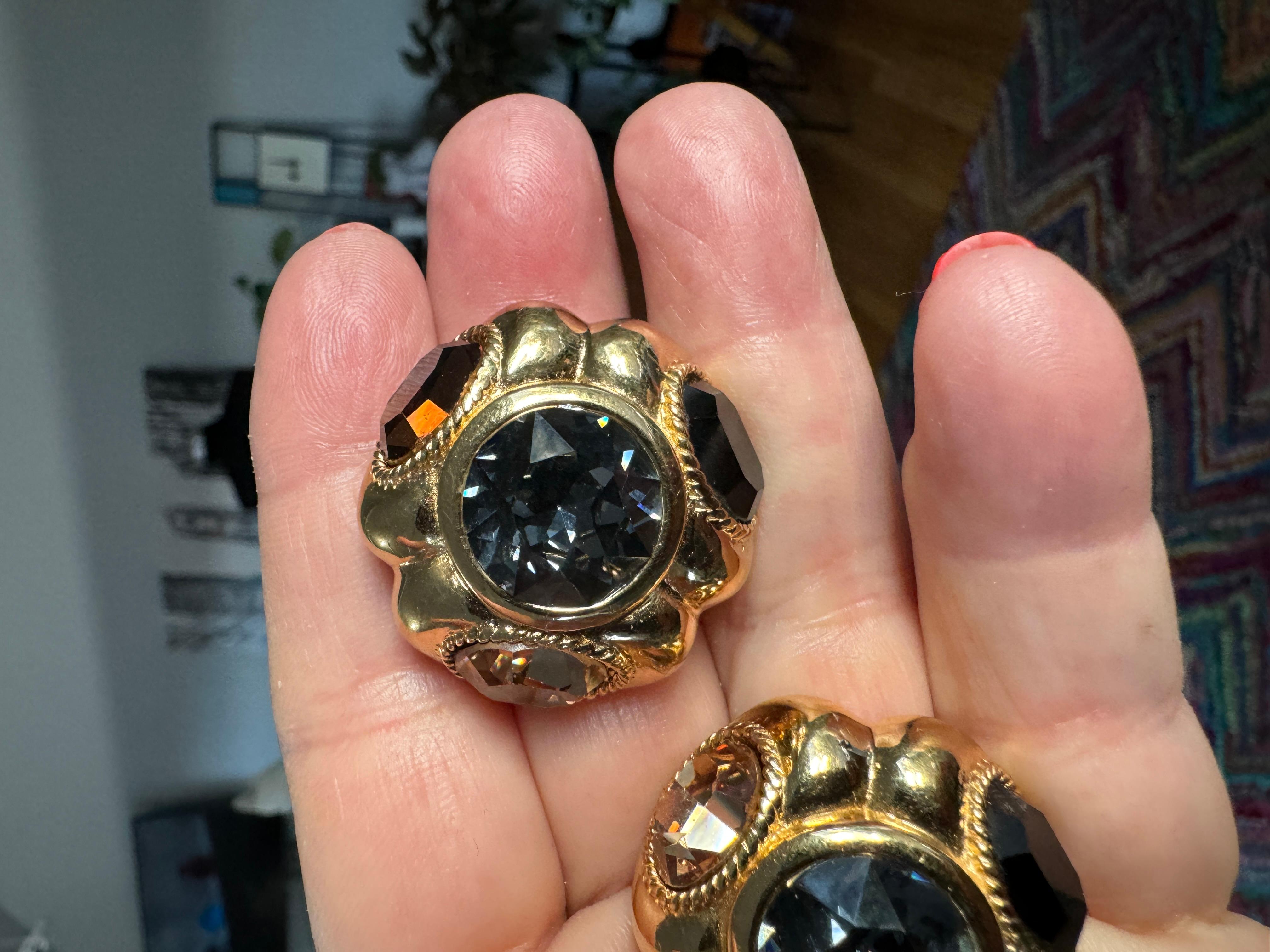 Große große Ciner 1980er Jahre Swarovski-Kristall-Ohrringe Neu, nie getragen im Angebot 6