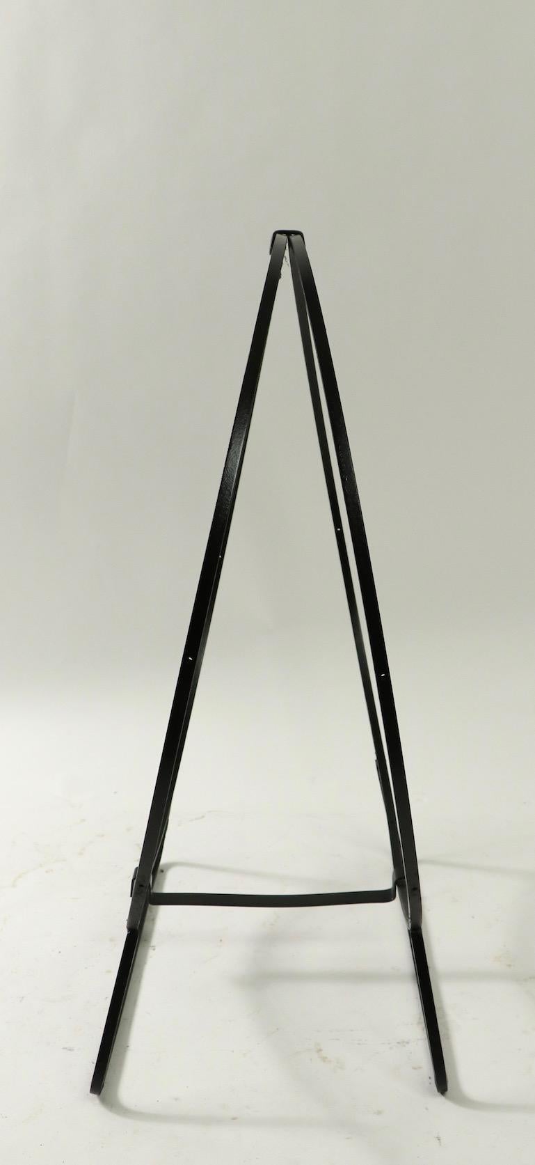 Large Circular Mid Century Wrought Iron Log Holder In Good Condition In New York, NY